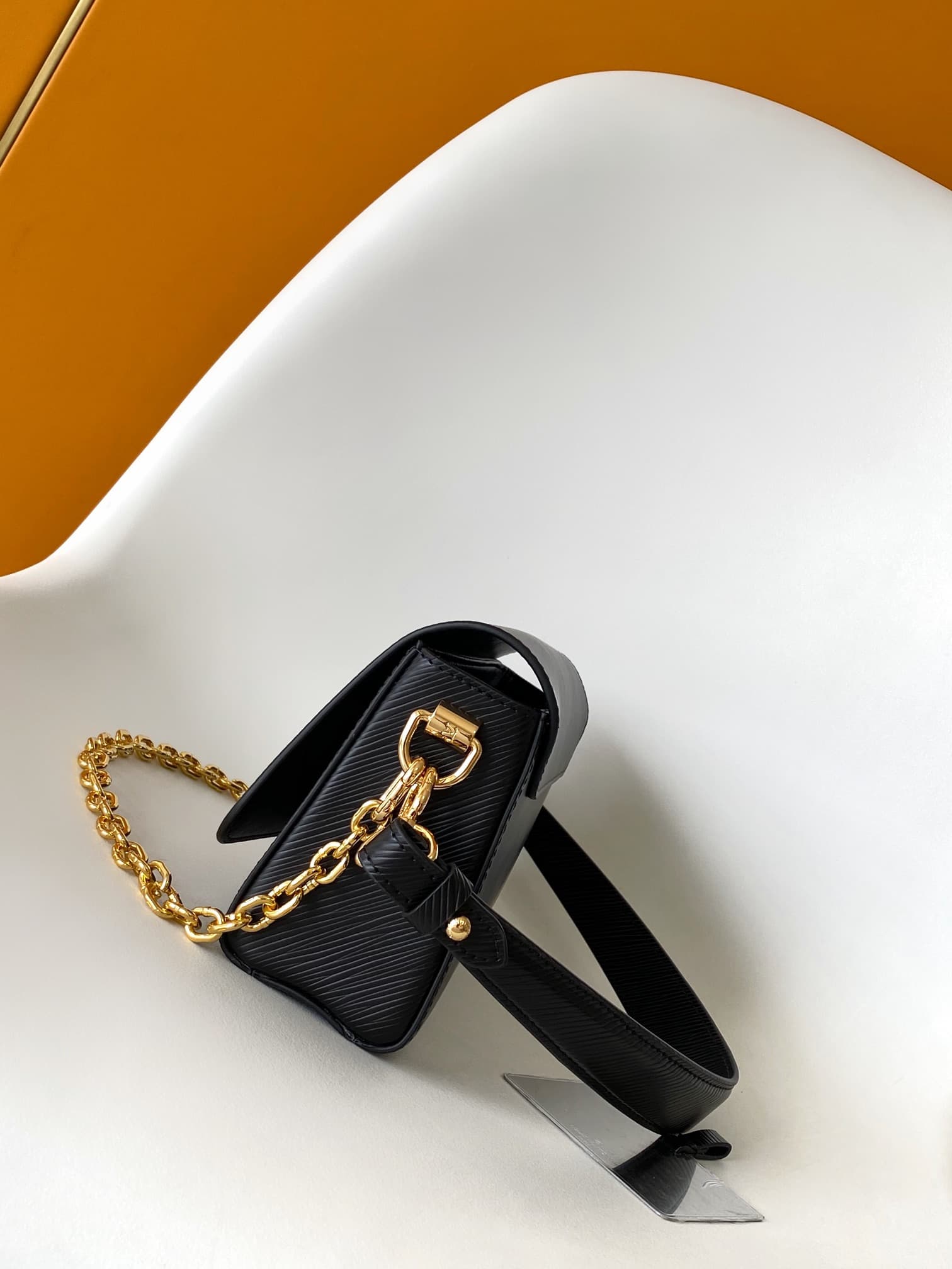 Louis Vuitton Twist West Black Epi grained cowhide leather M24549 High