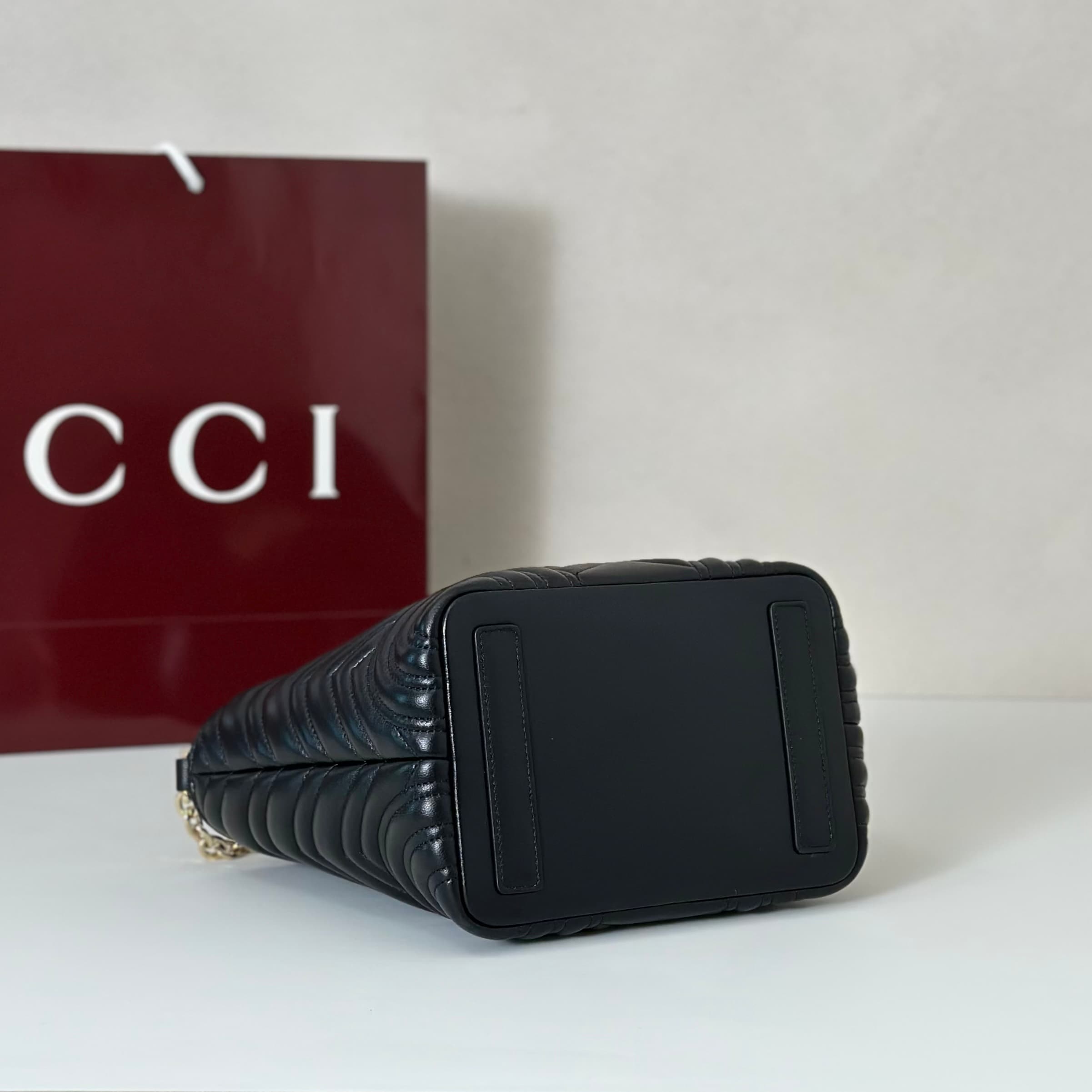 Gucci Betty small tote bag ‎847386 black leather High
