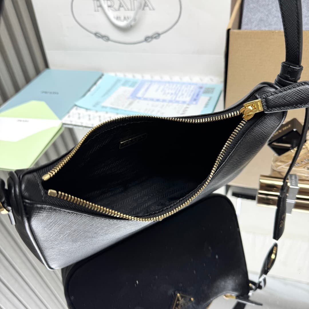 Prada Re-Edition 2005 Saffiano Calfskin Leather 1N204T High