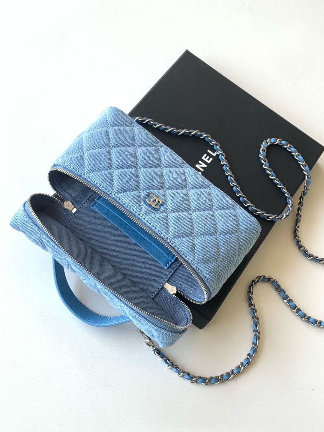 Chanel VANITY WITH CHAIN AP4407 Denim & Small Logo & Anti Silver-Tone Metal Blue High