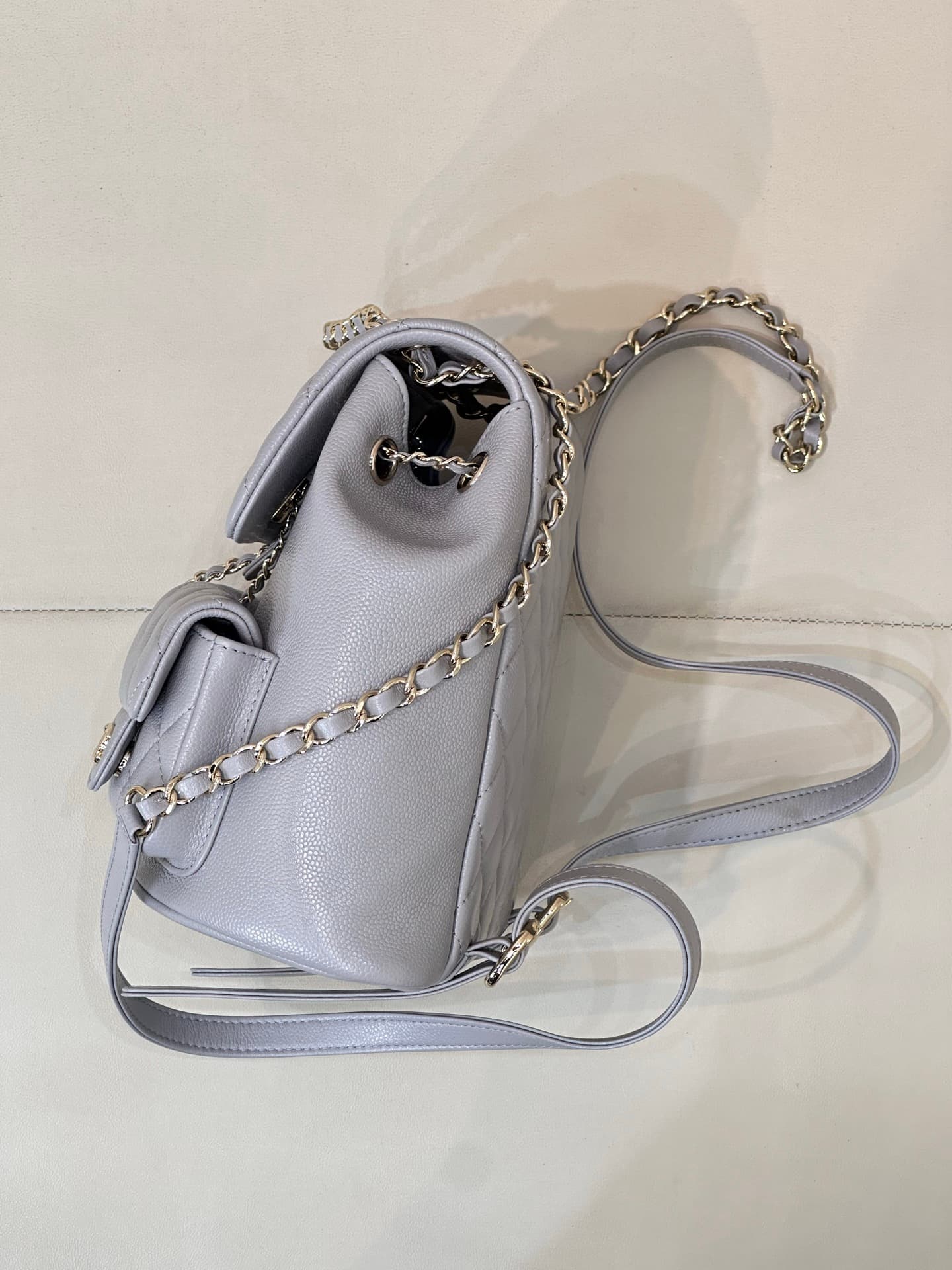 Chanel BACKPACK AS3860 Grained Shiny Calfskin & Gold-Tone Metal Grey TOP
