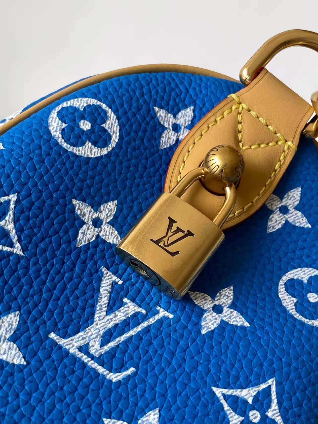 Louis Vuitton Speedy P9 Bandoulière 20 Blue Calfskin leather M28185 High