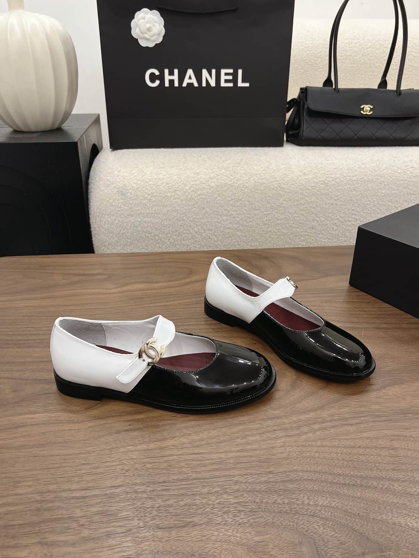 Chanel Mary Jane Flats Shoes Women