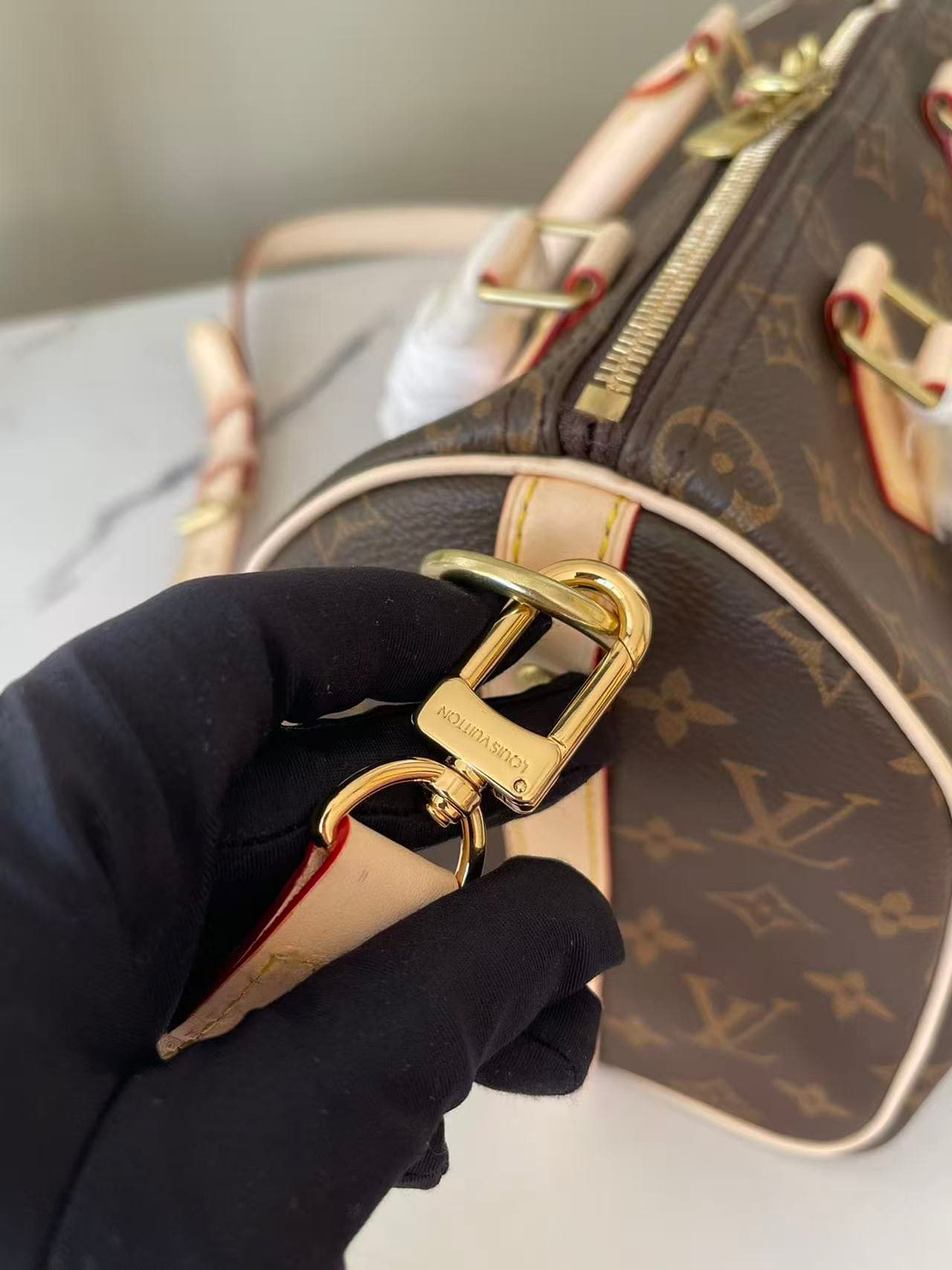 Louis Vuitton Speedy Bandoulière 25 Monogram coated canvas M46977 High