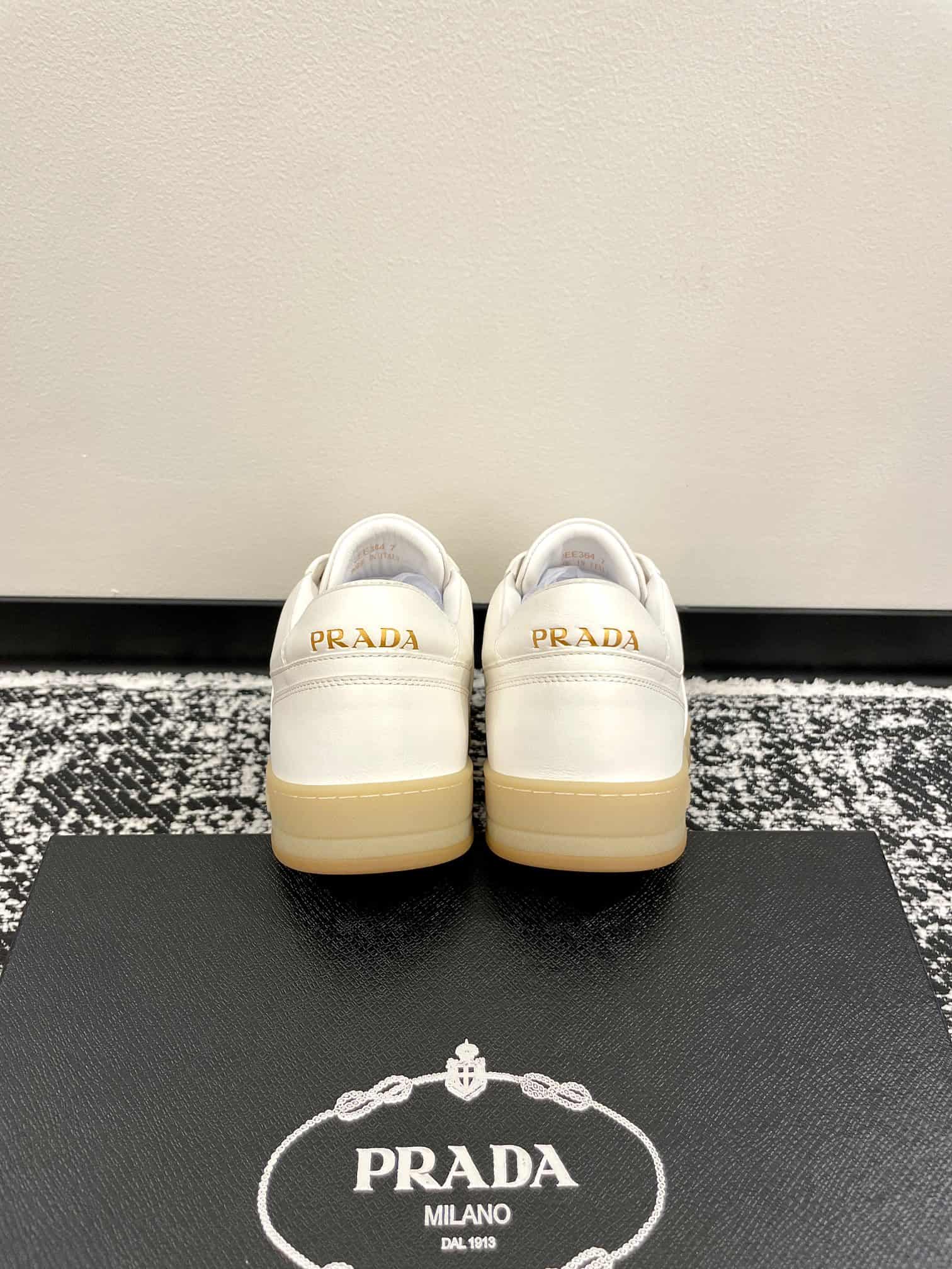 Prada Sneaker shoes Men