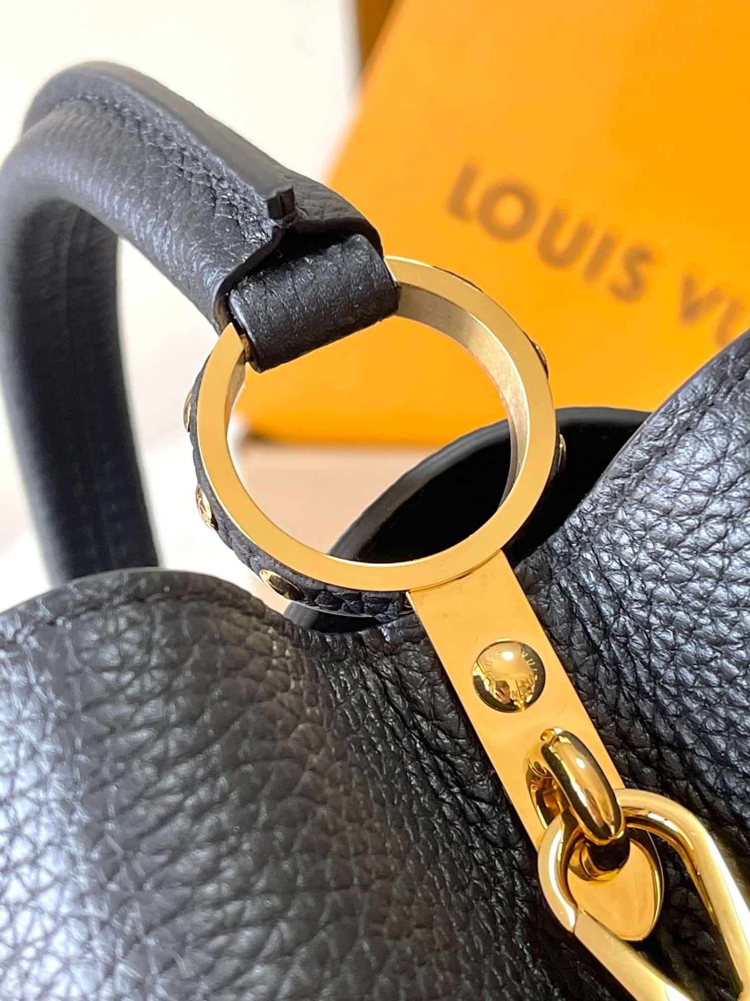 Louis Vuitton Capucines BB Taurillon Leather M24728 Black Top