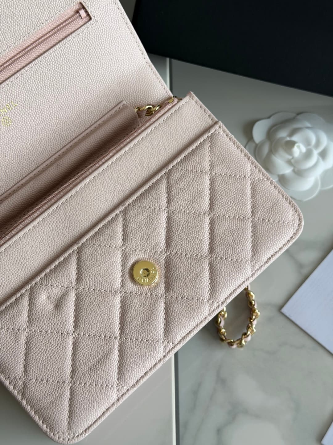 Chanel Wallet on Chain Shiny Grained Calfskin Strass & Gold-Tone Metal Pink AP5073 High