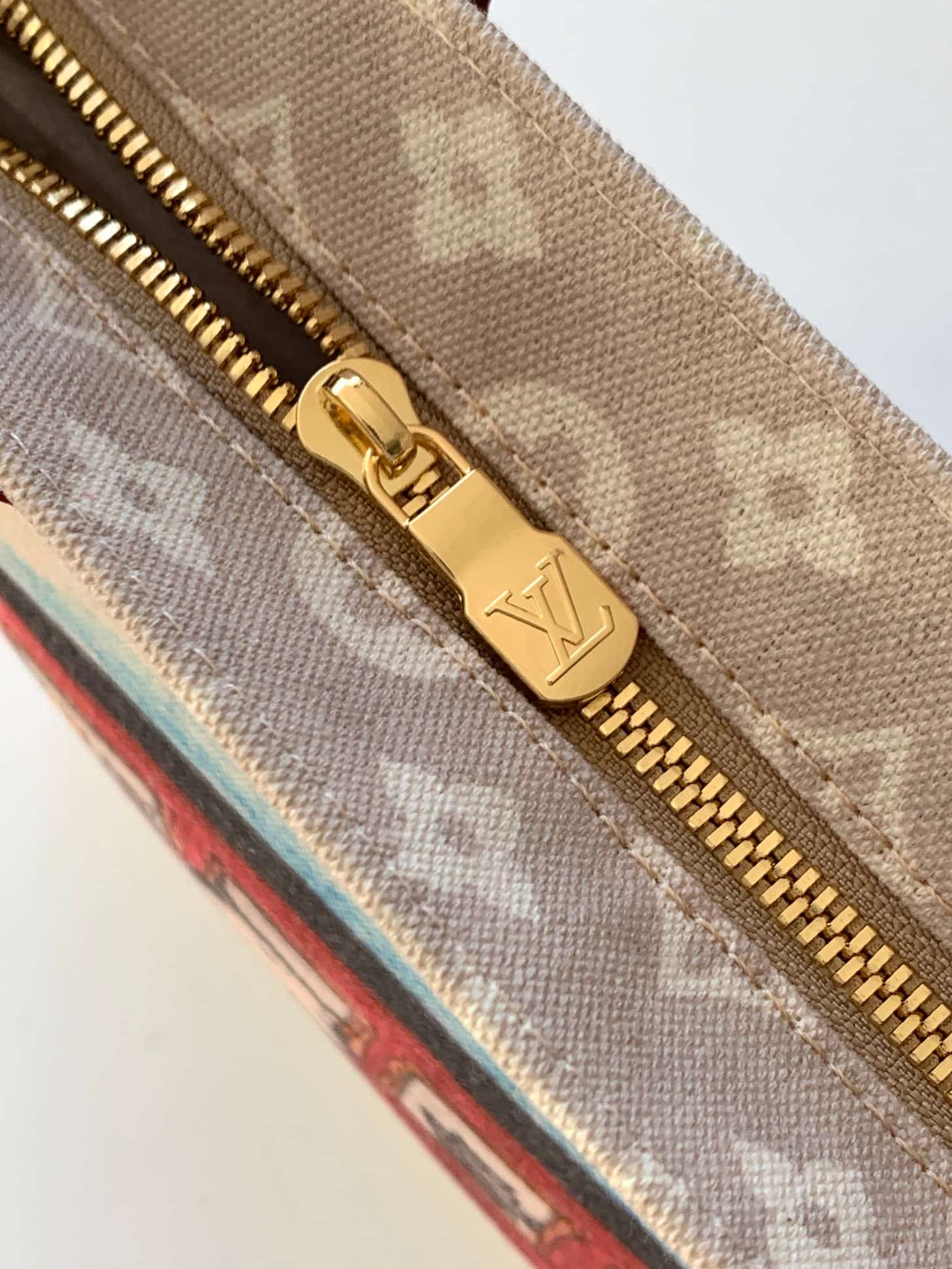 Louis Vuitton Carry It Meowgram cotton-canvas M15128 High