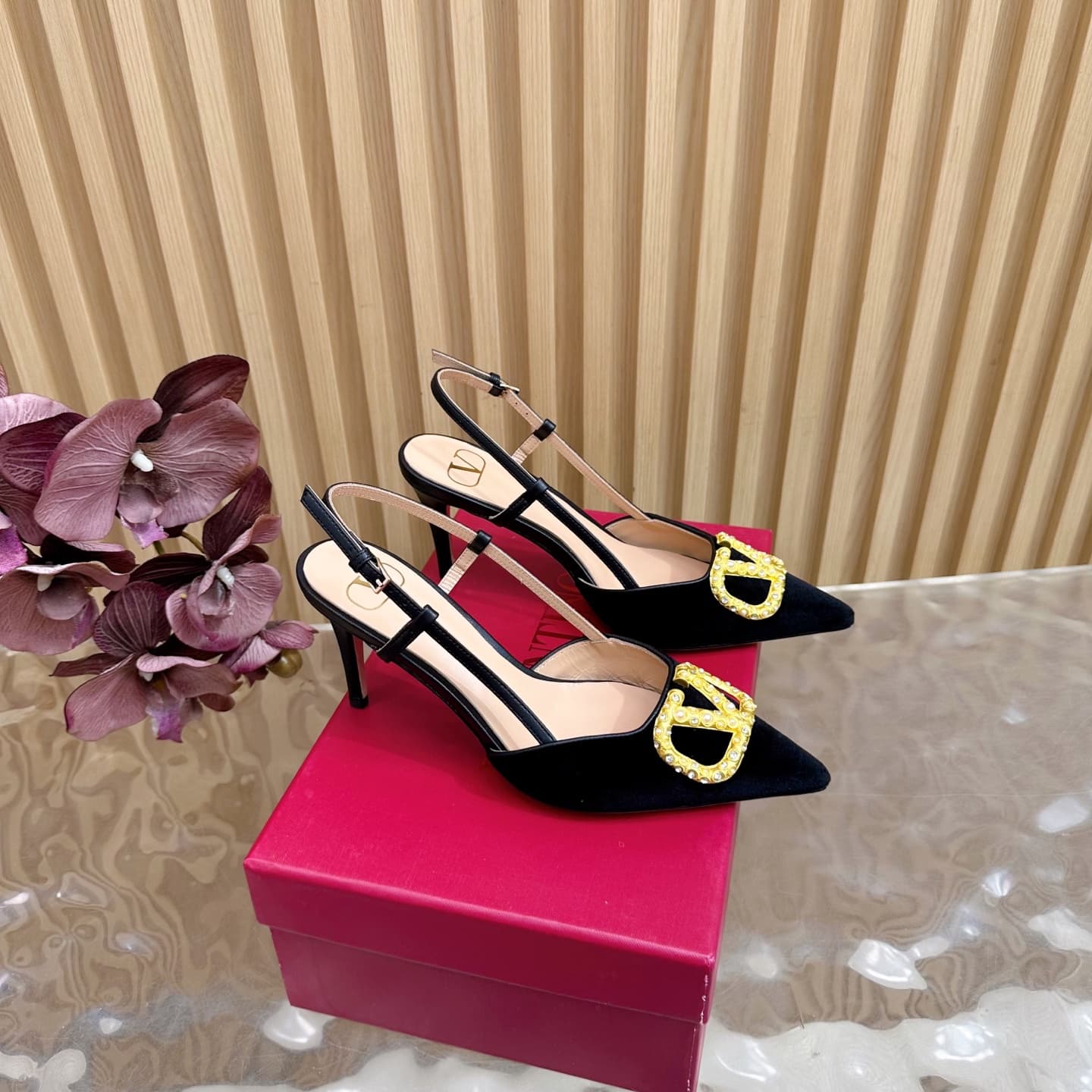 Valentino Vlogo Signature Slingback Pump Shoes 8 cm