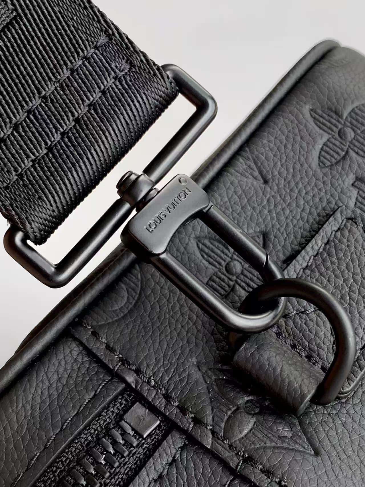 Louis Vuitton Alpha Messenger Black Monogram Shadow calfskin leather M28785 High