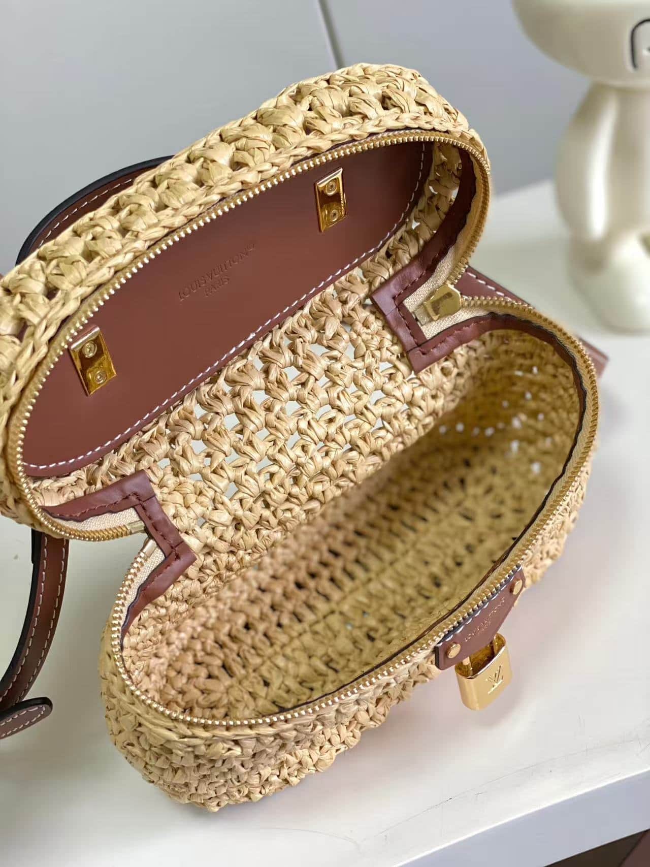 Louis Vuitton Vanity Chain Pouch Natural Tan Raffia M14303 High