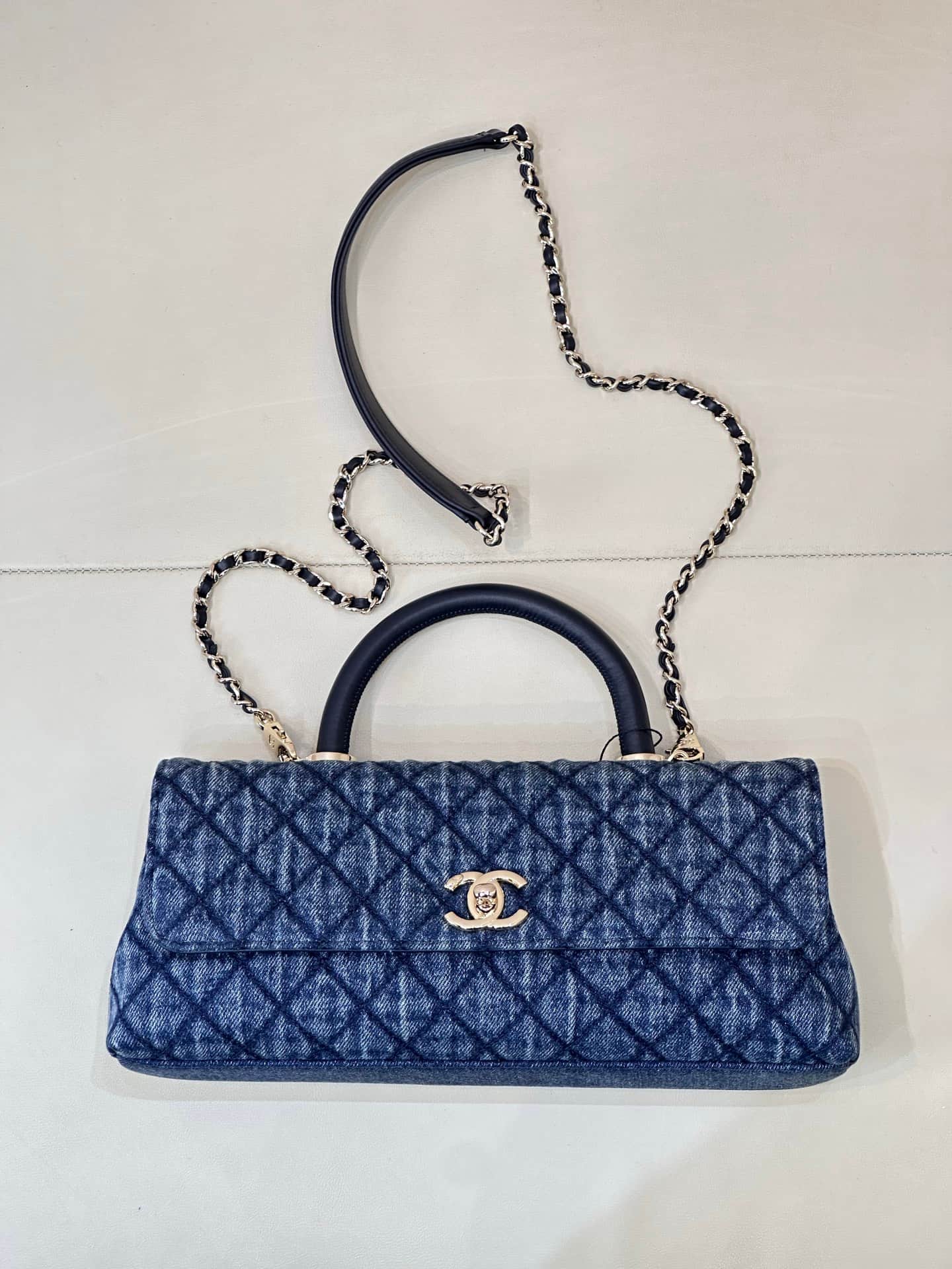 Chanel Maxi Flap Bag with Top Handle Washed Denim& Gold-Tone Metal AS6091 Blue TOP