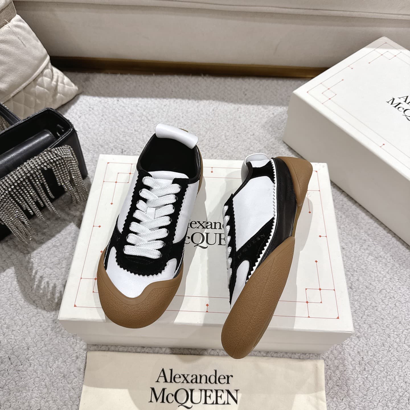 Alexander McQueen Flexion sneakers unisex