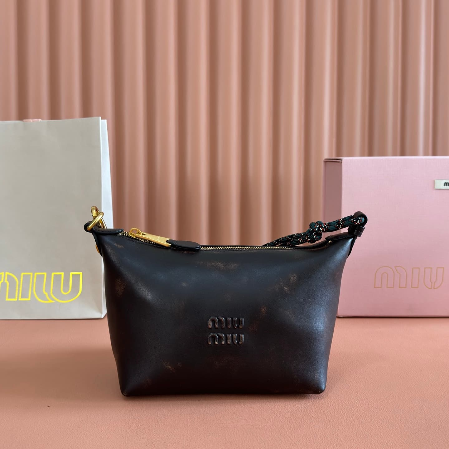 Miu Miu Leather pouch Coffee Brown/Green 5NE841 High