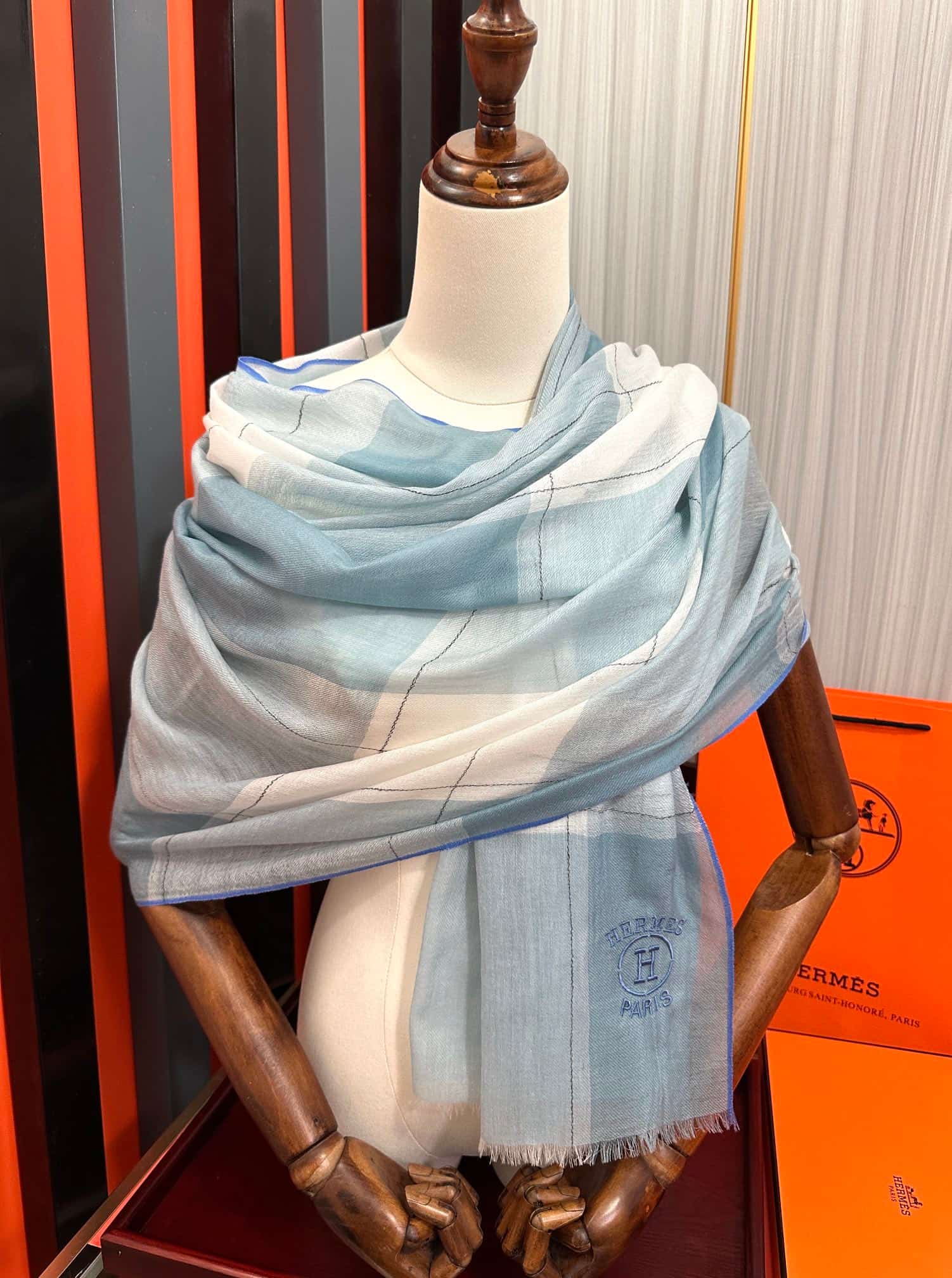 Hermes Libris stole cashmere and silk
