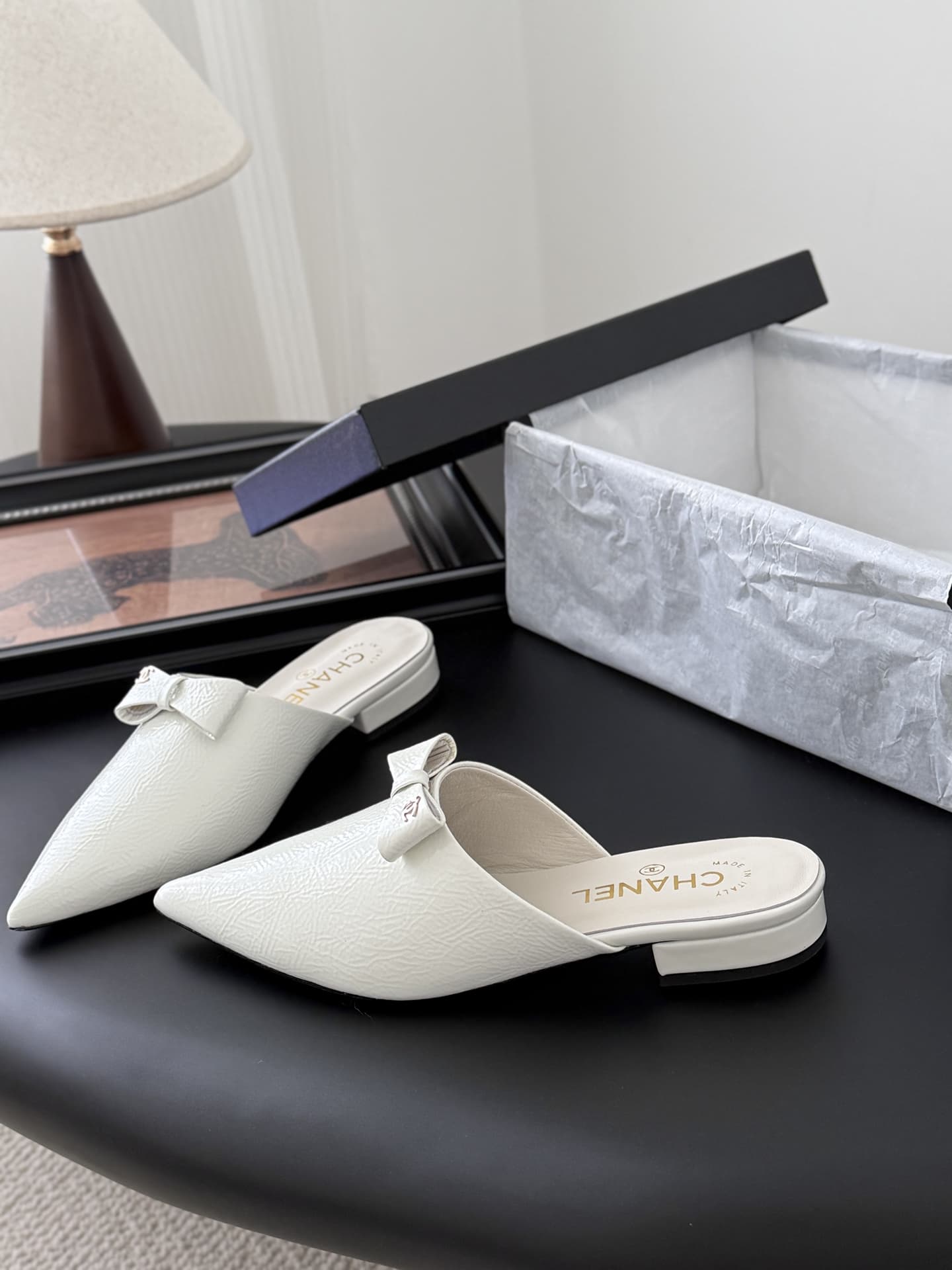 Chanel Crumpled patent calfskin Mules shoes Women