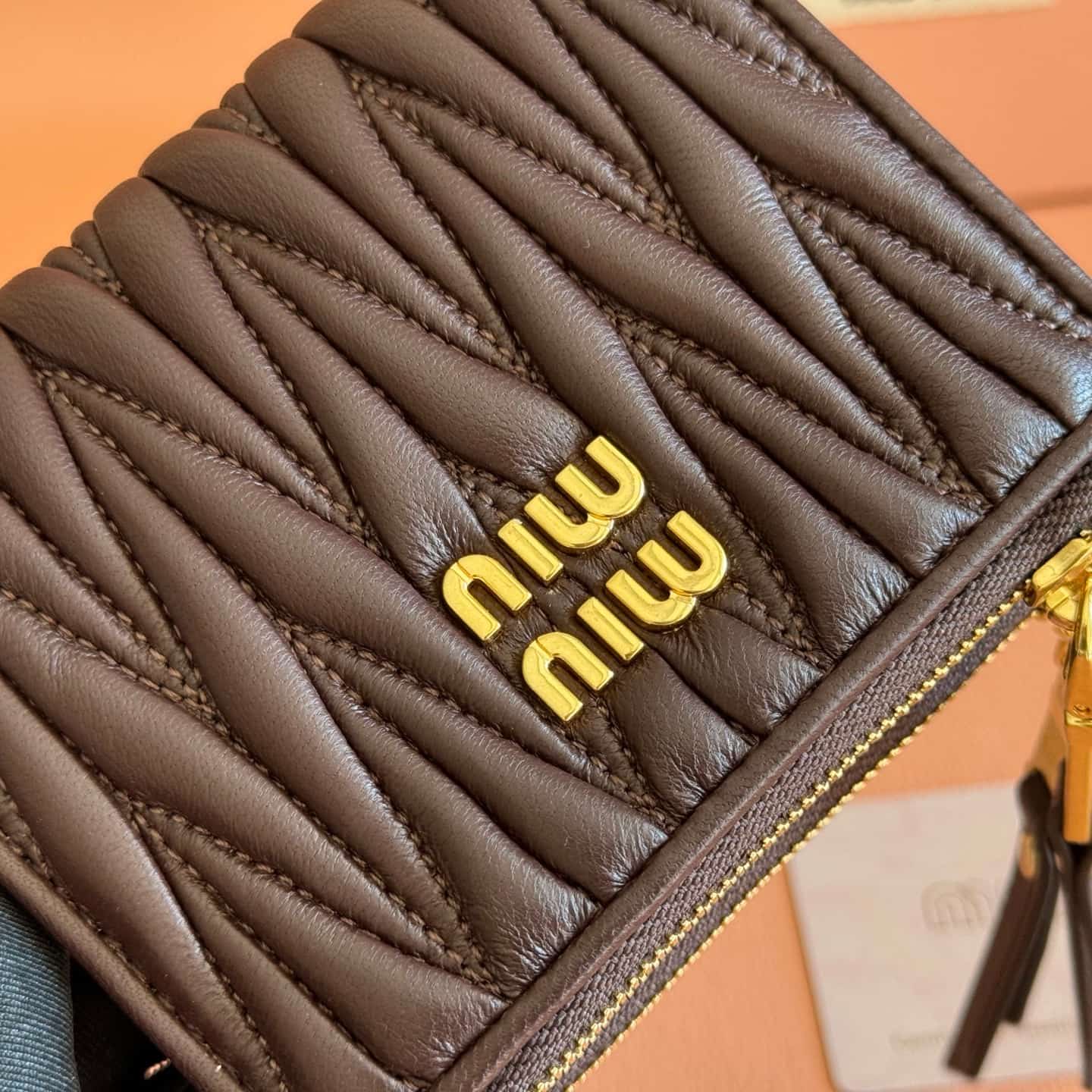 Miu Miu Begonia Dark Brown Matelassé Nappa Leather Wallet 5MV017 TOP