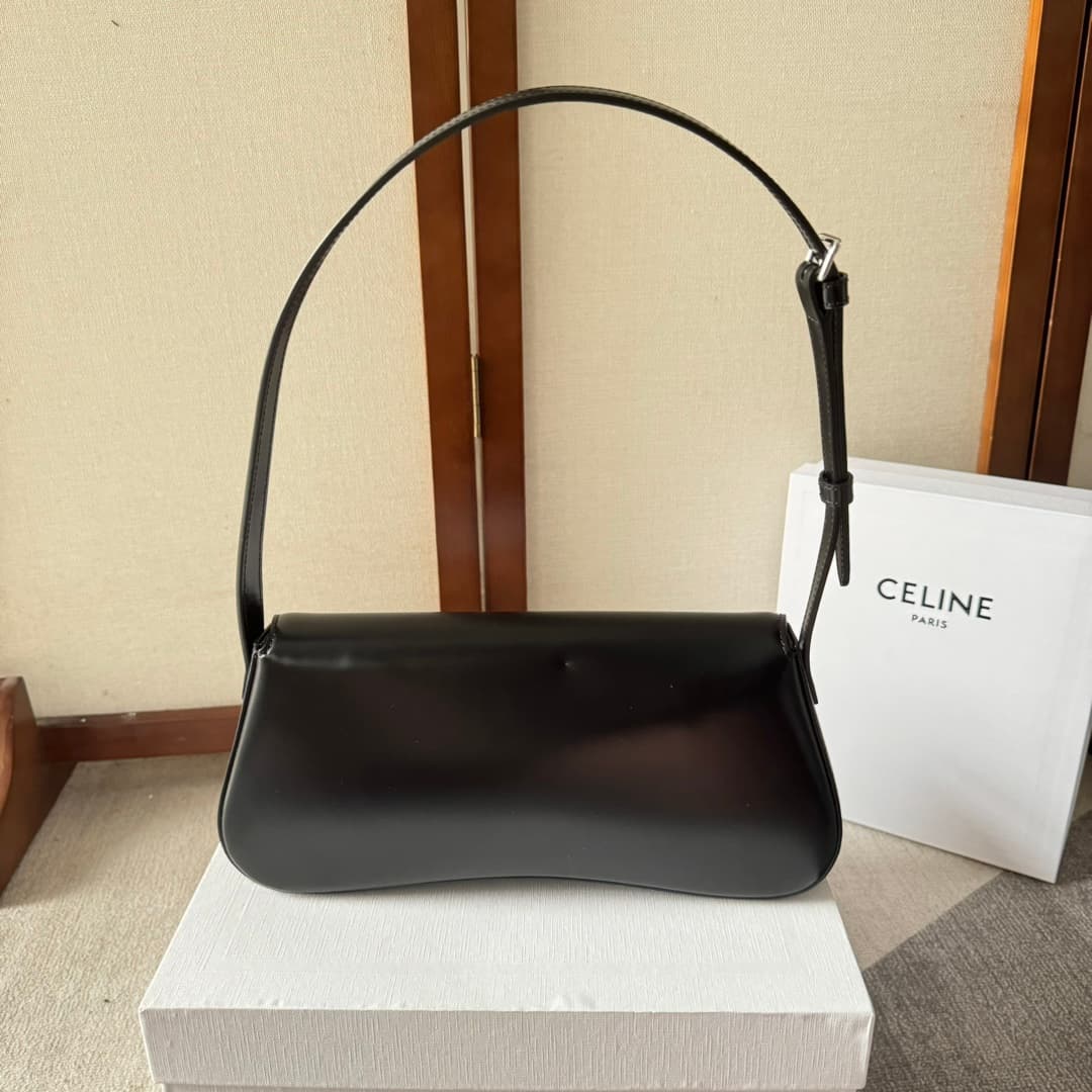 CELINE Shiny Calfskin Lola Bag in Black High
