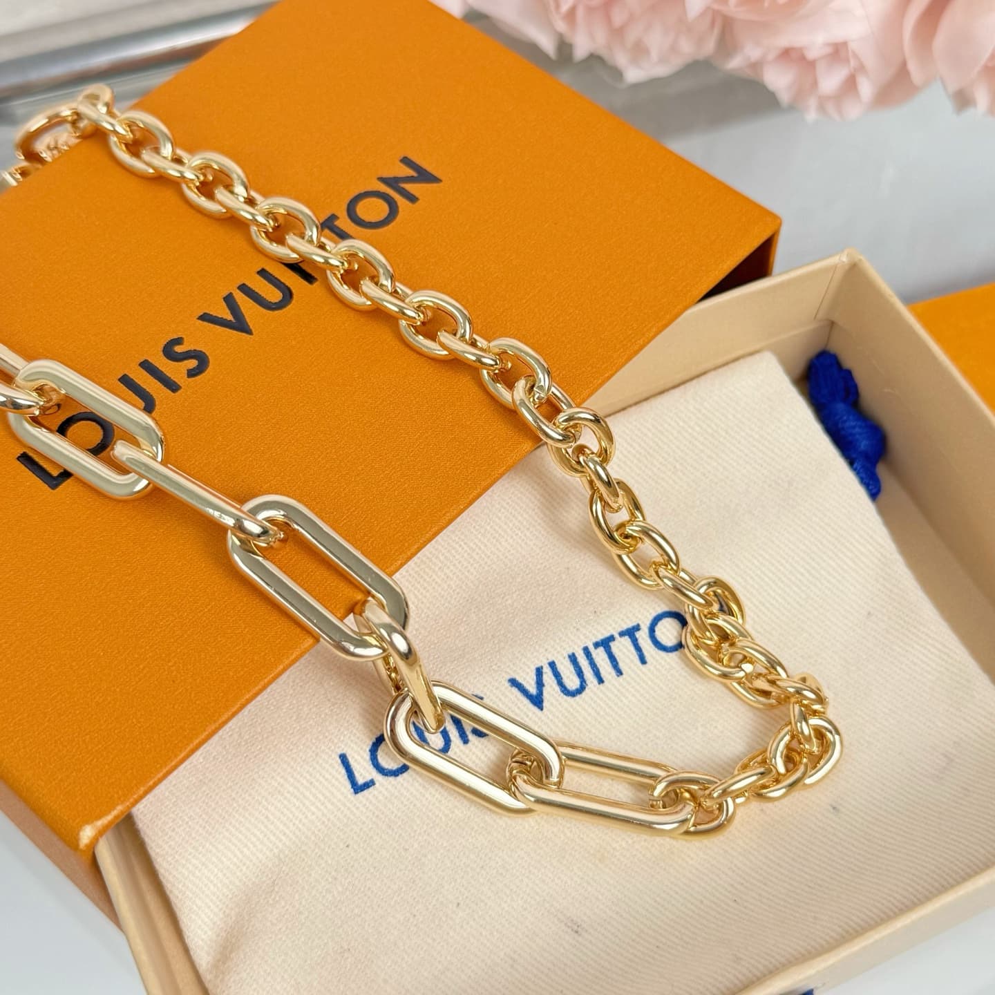 LV x Murakami Superflat Bag Charm M02452