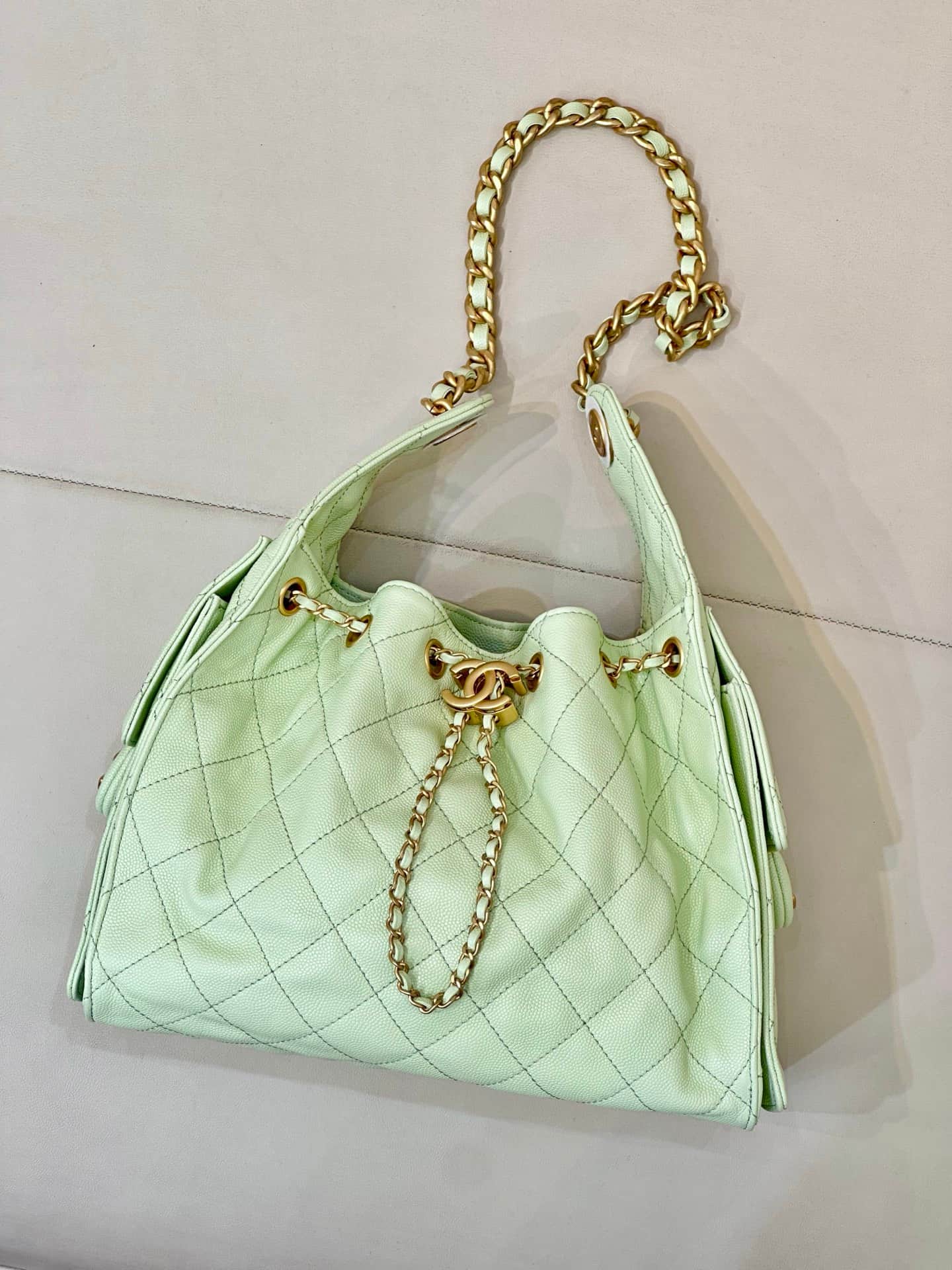 Chanel 25 Small Hobo handbag AS5293 Grained Calfskin & Gold-tone Metal Green TOP