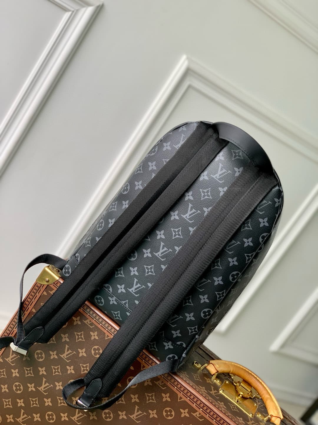 Louis Vuitton Discovery Slim Backpack Monogram Eclipse coated canvas M14020 High