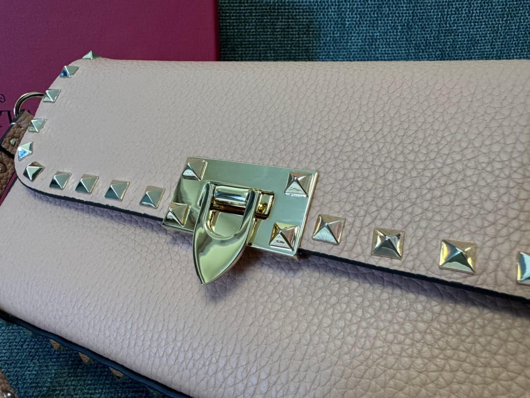 Valentino Garavani Small Rockstud Shoulder Bag Pink High