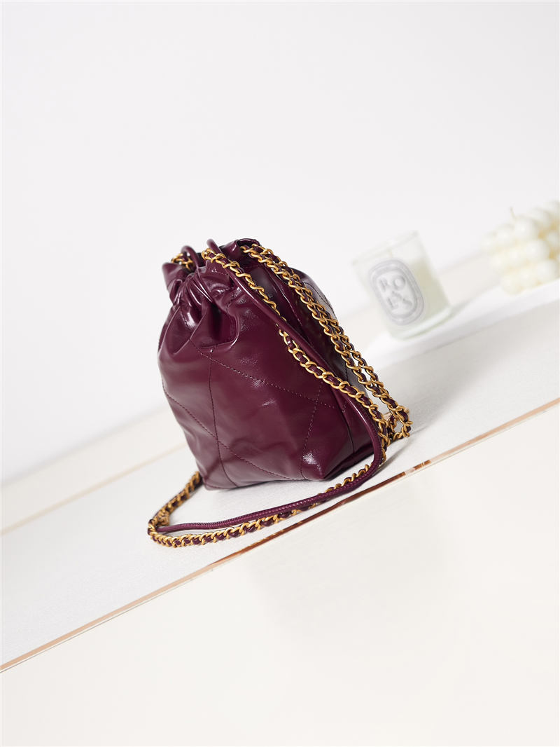Chanel 22 MINI HANDBAG Shiny Calfskin Burgundy & Gold-Tone Metal AS3980 A