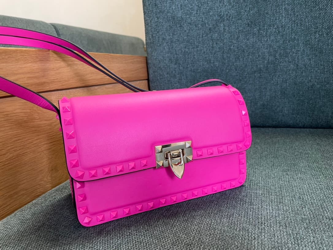 Valentino Garavani Rockstud23 Small Shoulder Bag smooth pink calfskin leather High
