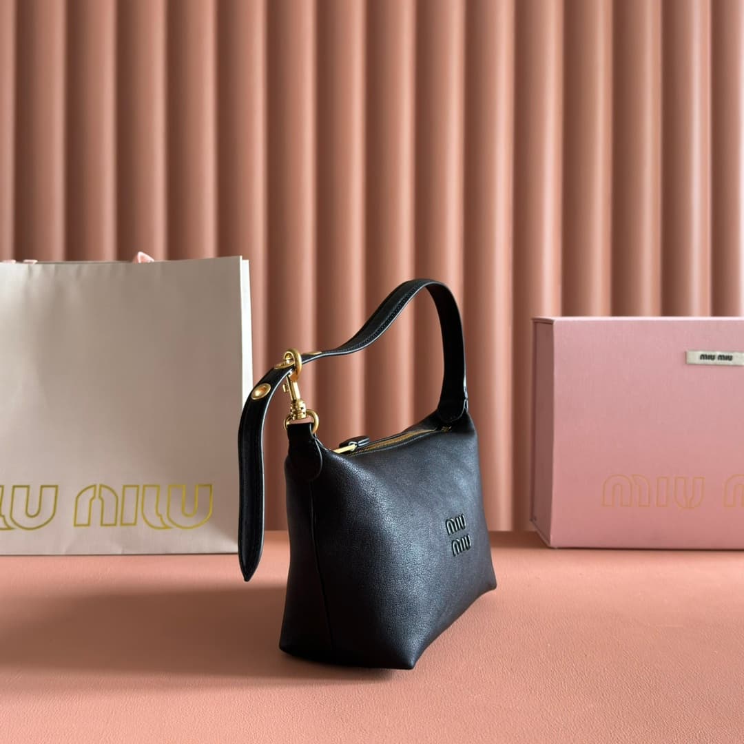 Miu Miu Nappa leather pouch 5NE841 Black High
