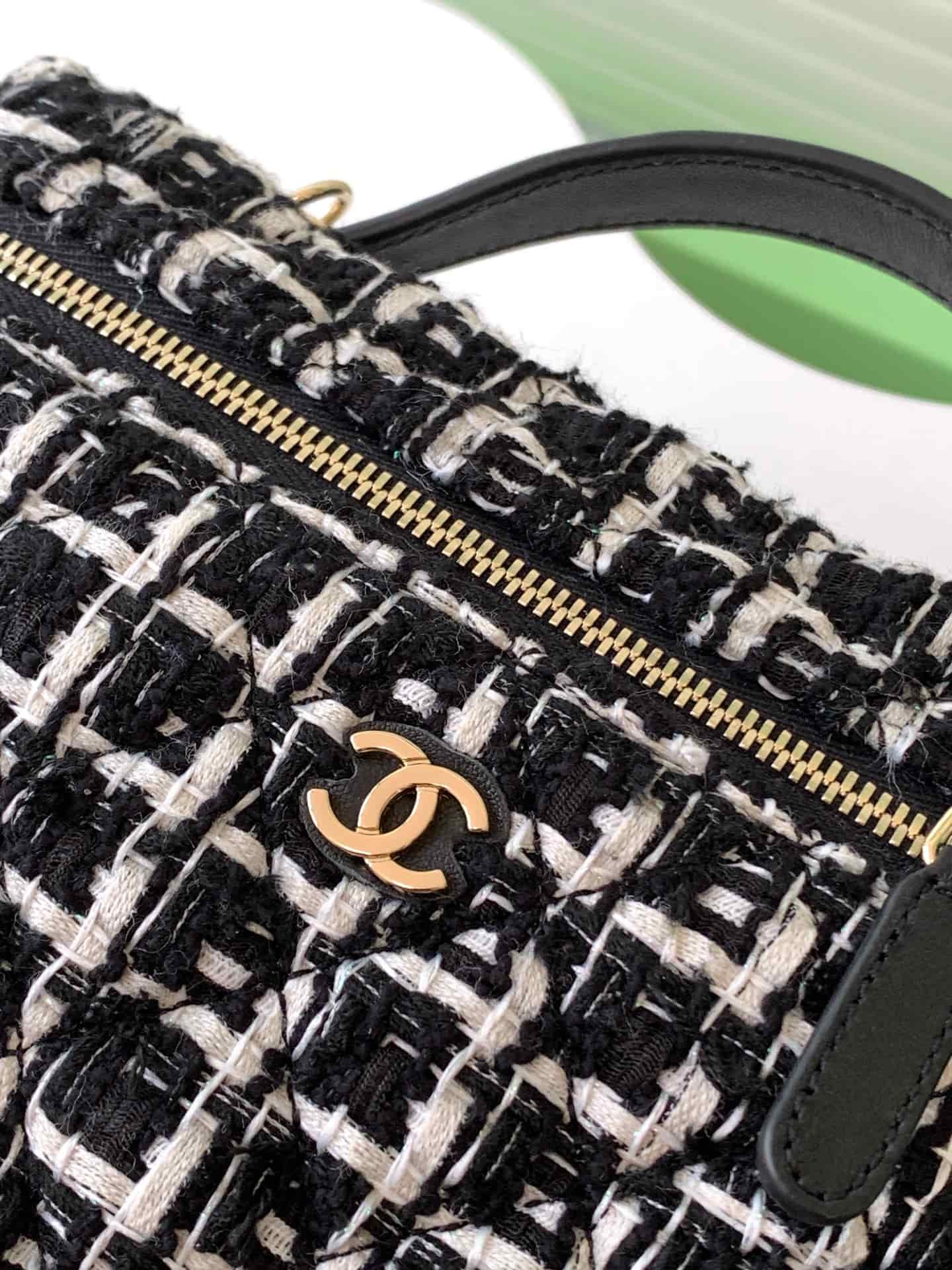 Chanel VANITY WITH CHAIN AP4407 Denim & Gold-Tone Metal High