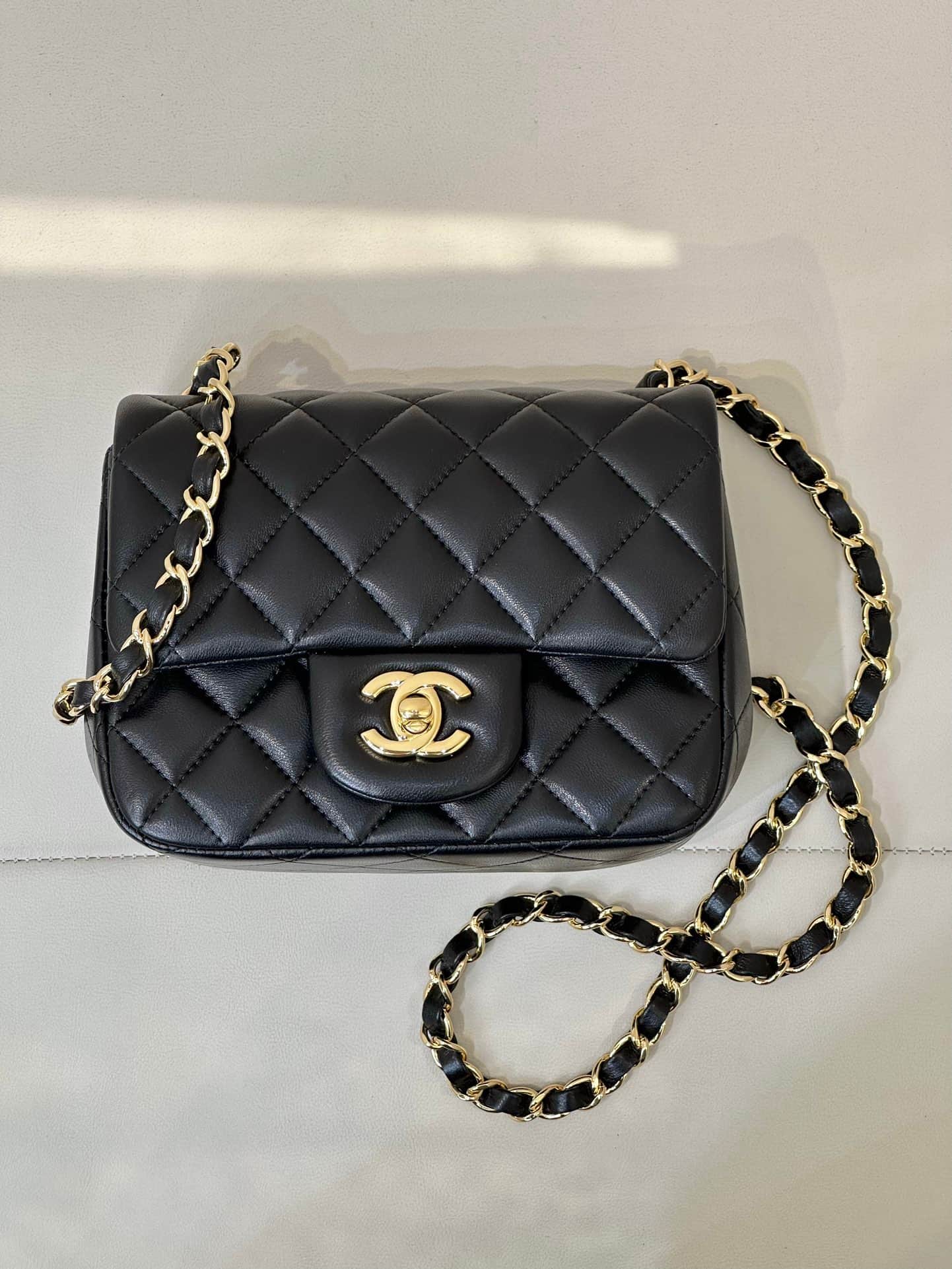 CHANEL Super Mini Classic Handbag Lambskin & Gold-Tone Metal A35200 Black TOP
