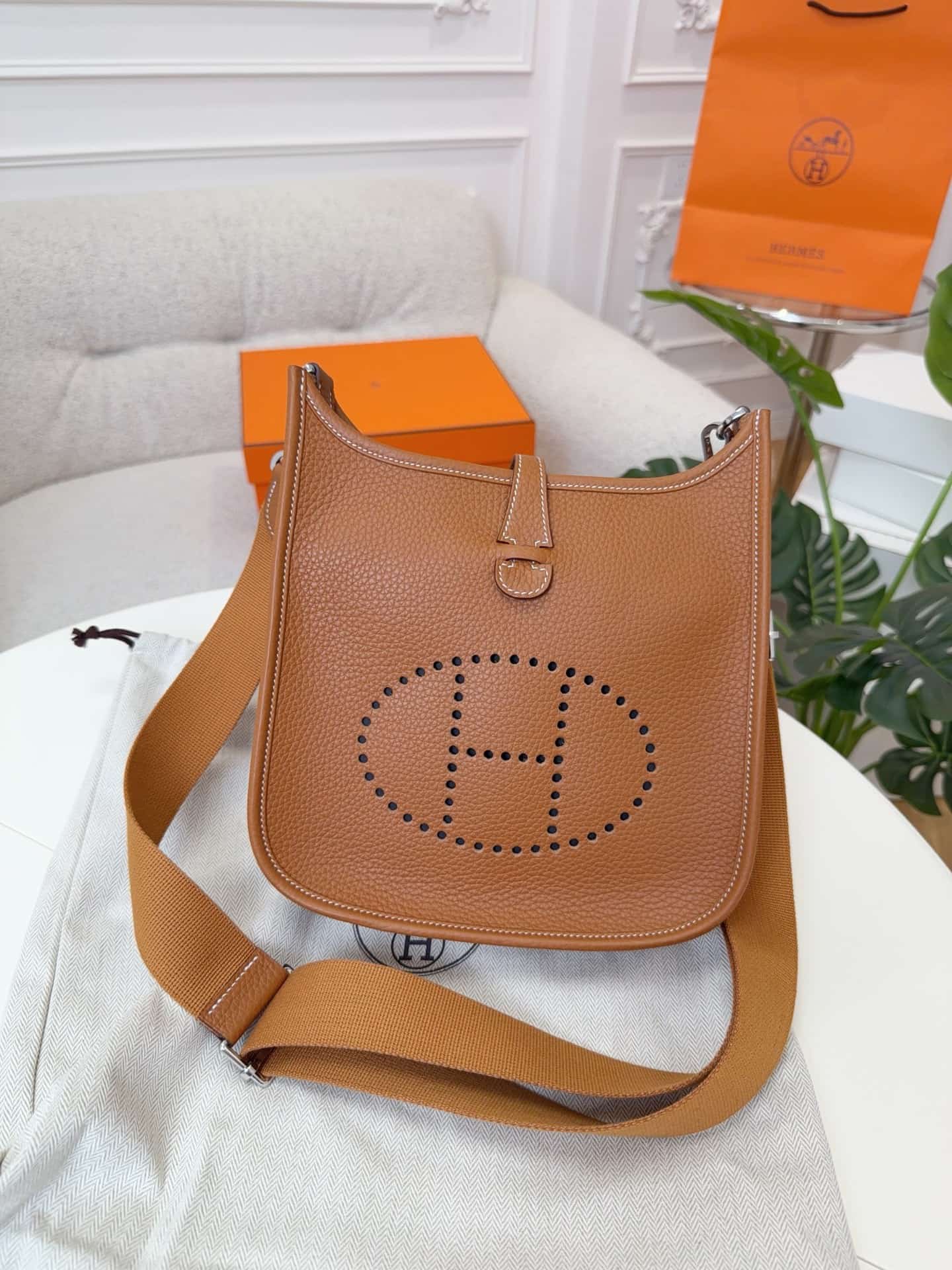 Hermes Evelyne Mini 23 Bag Calfskin In Gold WAX High