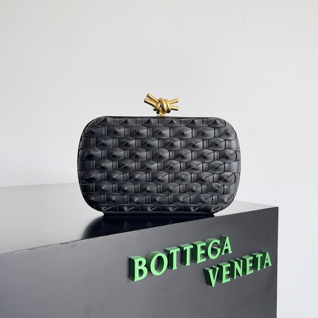 BV Knot Minaudière Clutch Lambskin Top