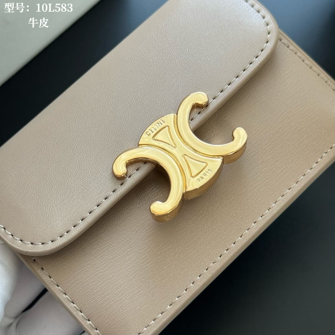 Celine Triomphe Flap Card Holder in shiny Beige calfskin High