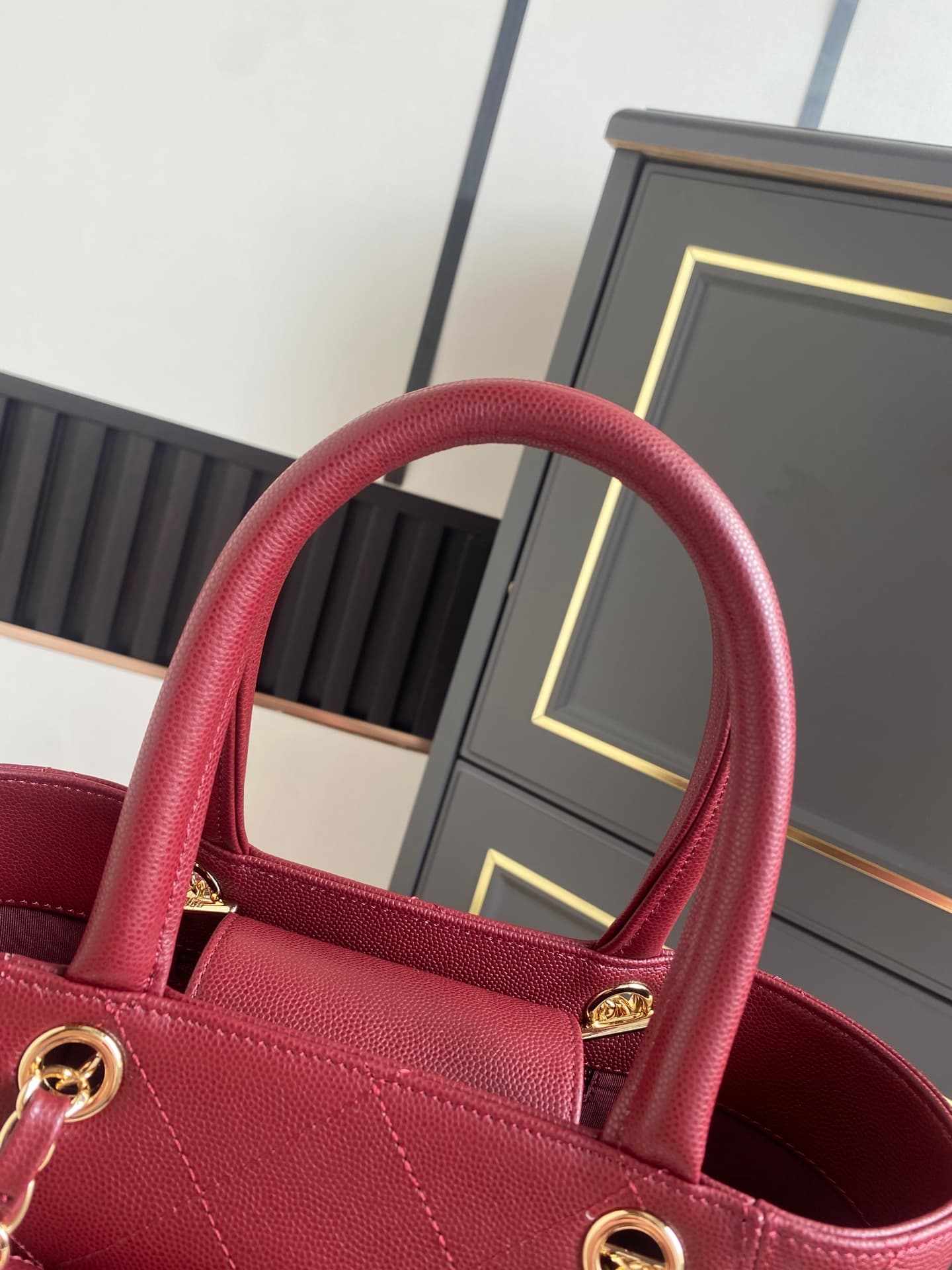 Chanel Tote Bag Grained Calfskin&Gold-Tone Metal Claret AS6025 High