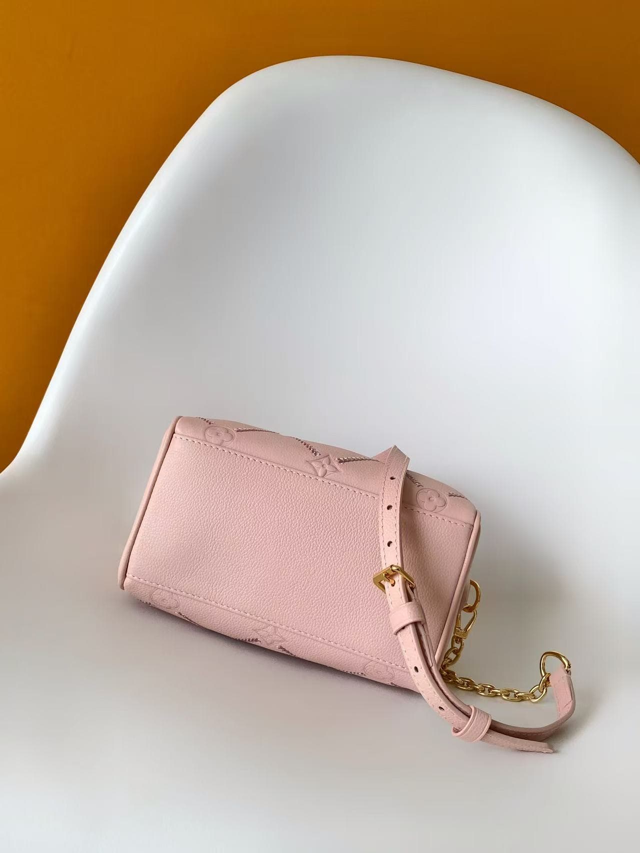 Louis Vuitton Speedy Bandouliere 20 Light Bliss Couture Cowhide leather M28529 High