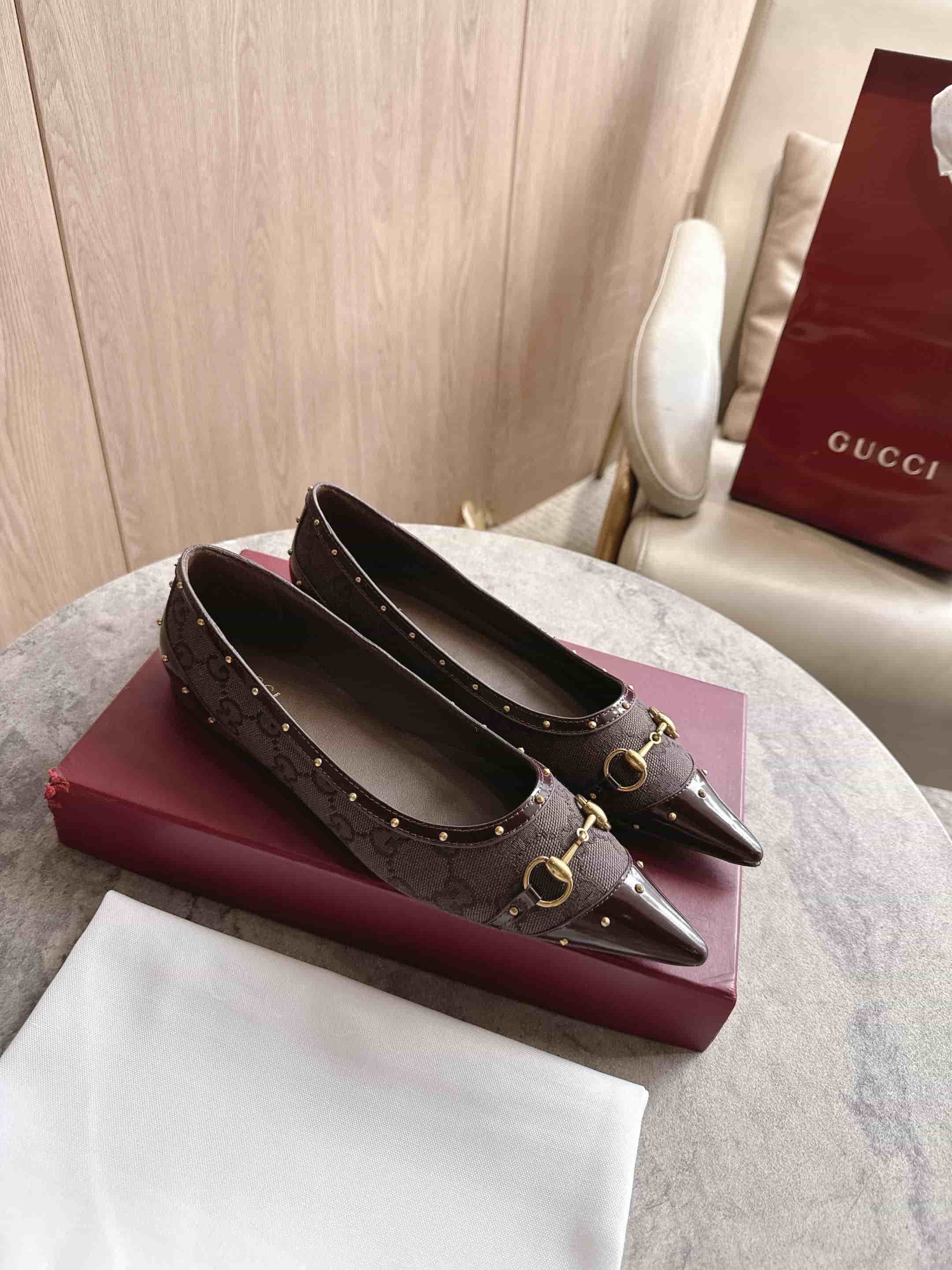 Gucci Savoy Ballerina Flat Shoes Women