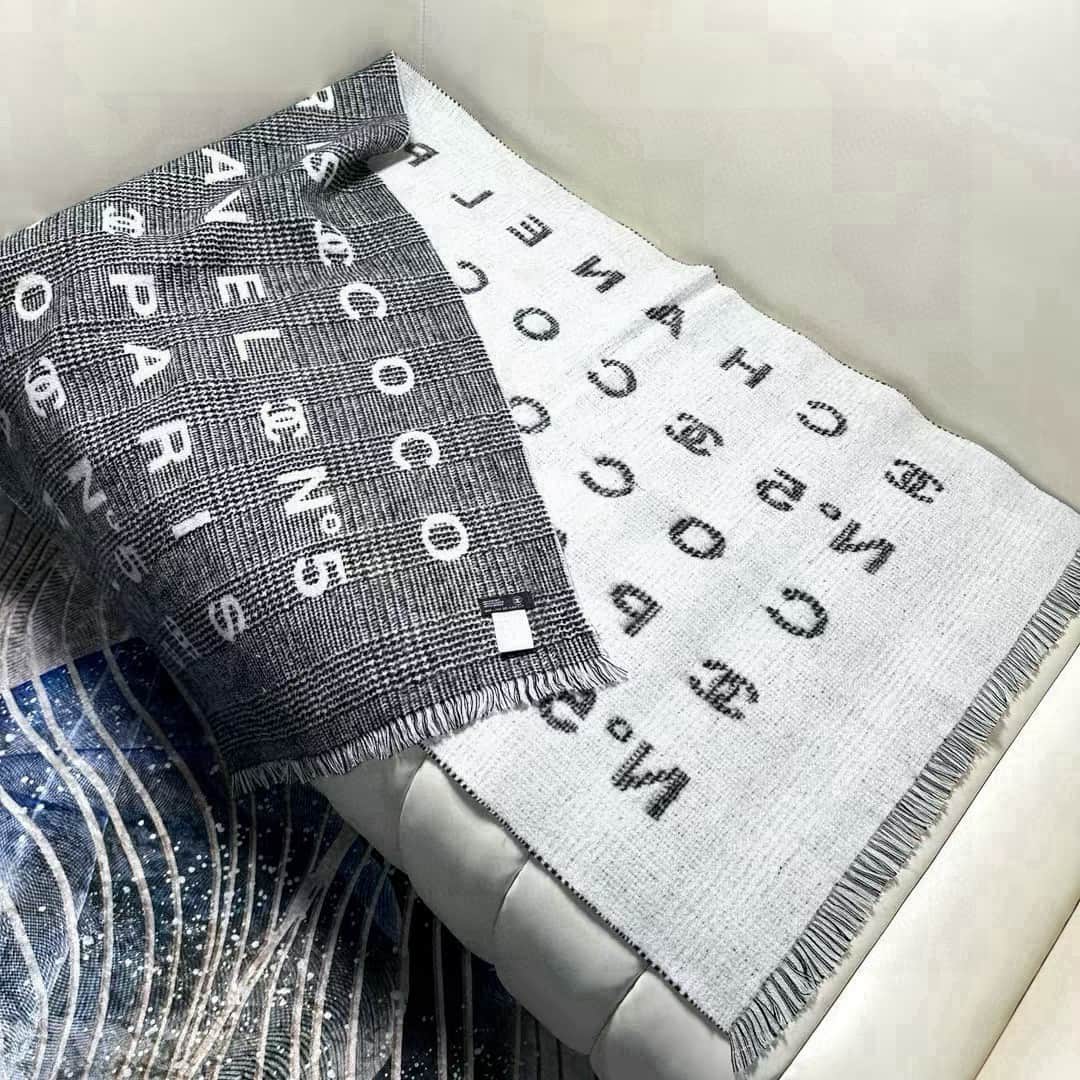 Chanel Coco cashmere scarf