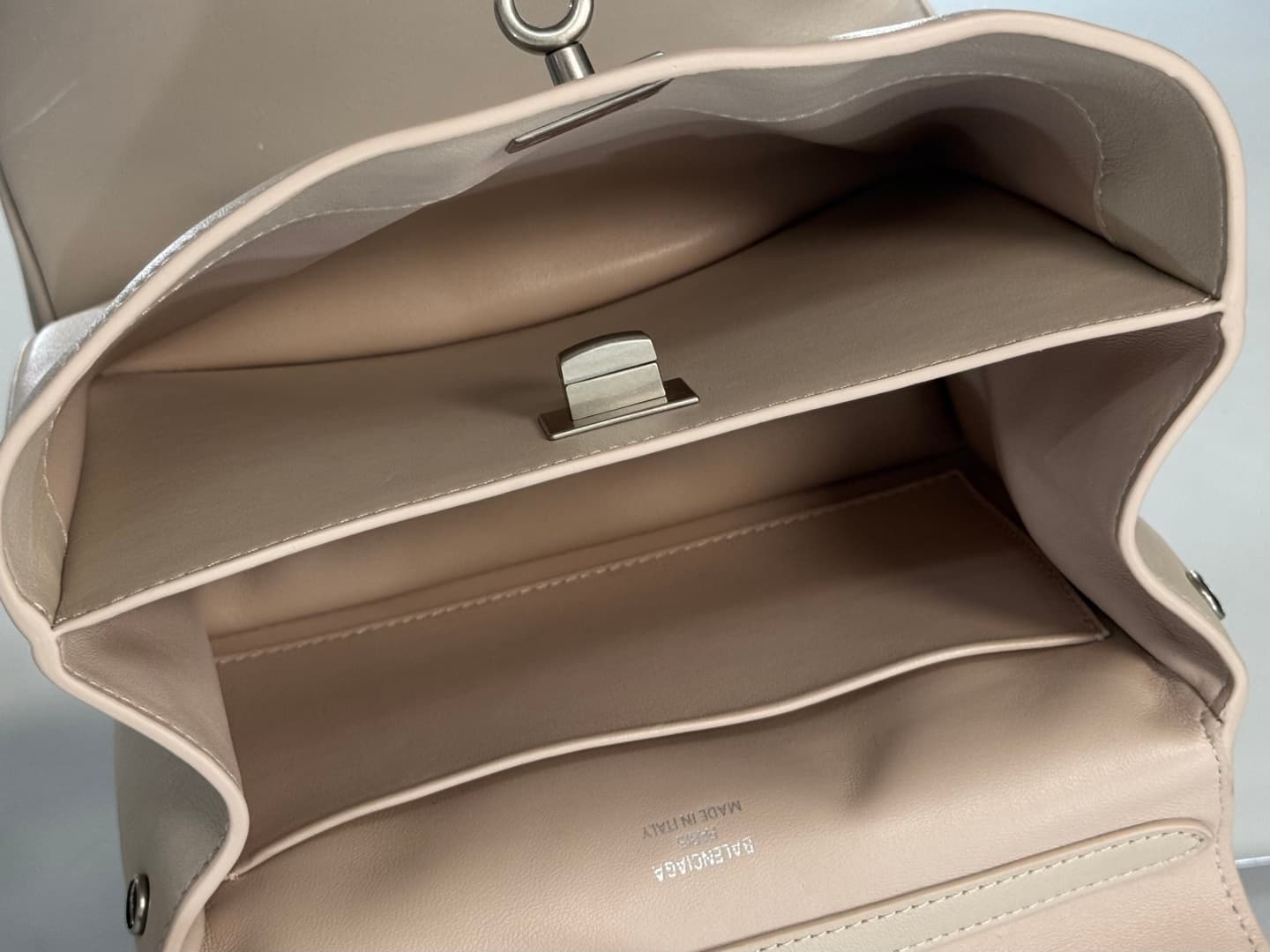 Balenciaga Rodeo Mini Bag in Beige Leather With Silver-Tone Metal TOP