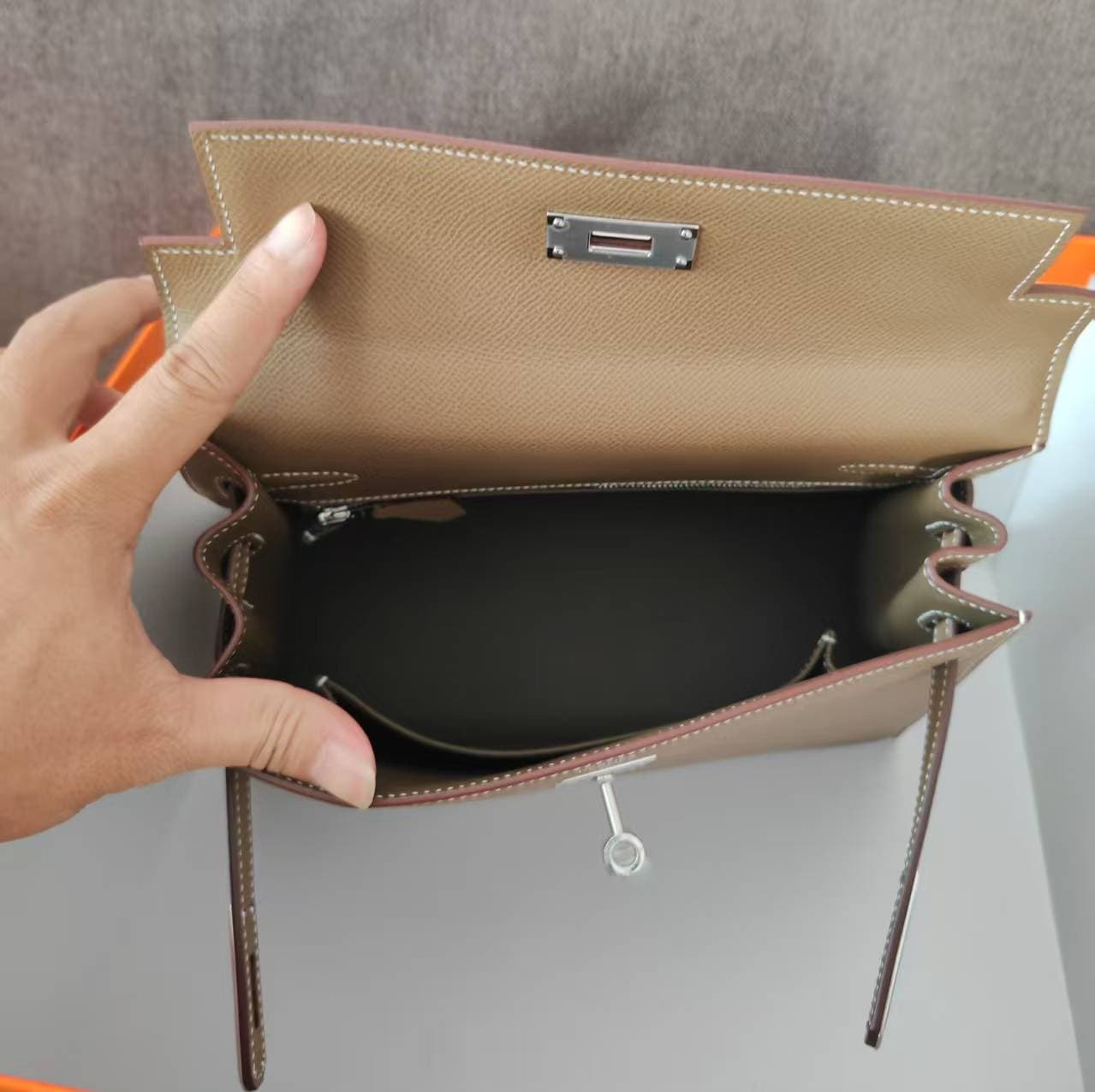 Hermes Kelly 25/28/32cm Sellier Bag Epsom Leather Silver/Gold Metal In Etoupe WAX High