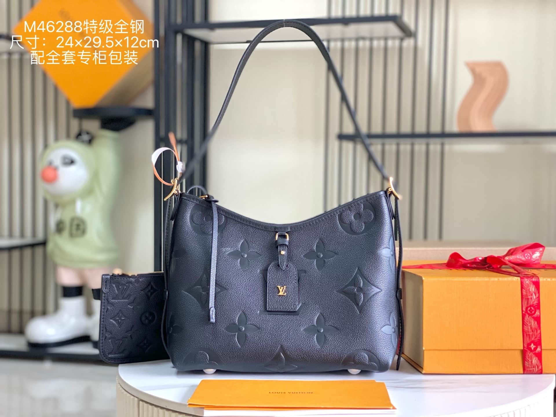 Louis Vuitton CARRYALL PM Black Embossed supple grained cowhide leather M46288 TOP