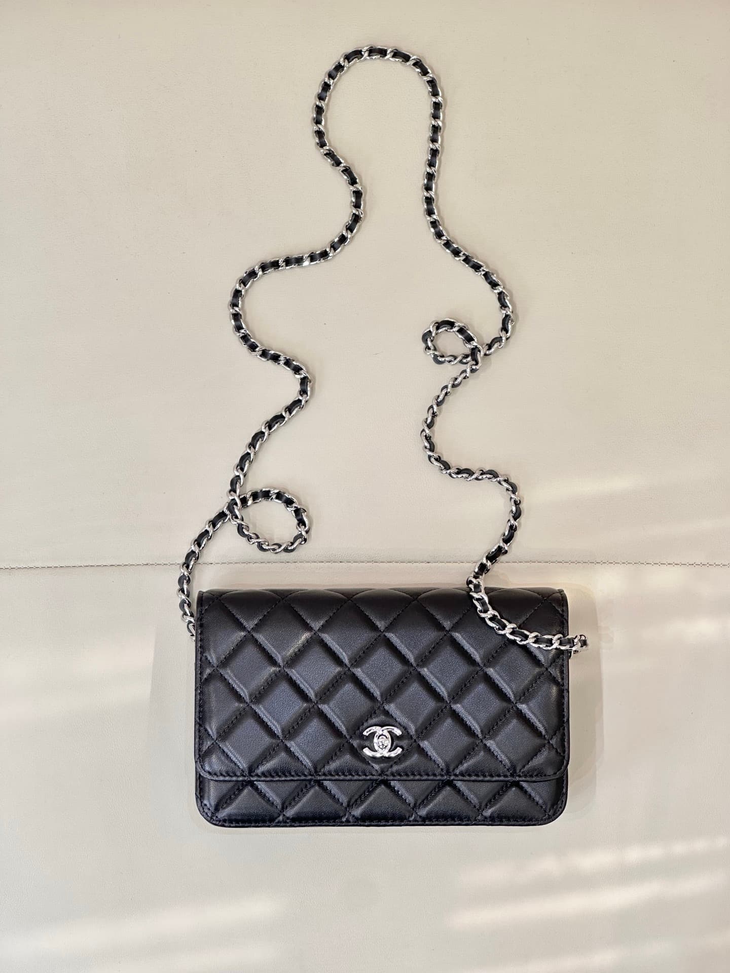 Chanel Classic Wallet on Chain Shiny Lambskin & Silver-Tone Metal AP4241 Black TOP
