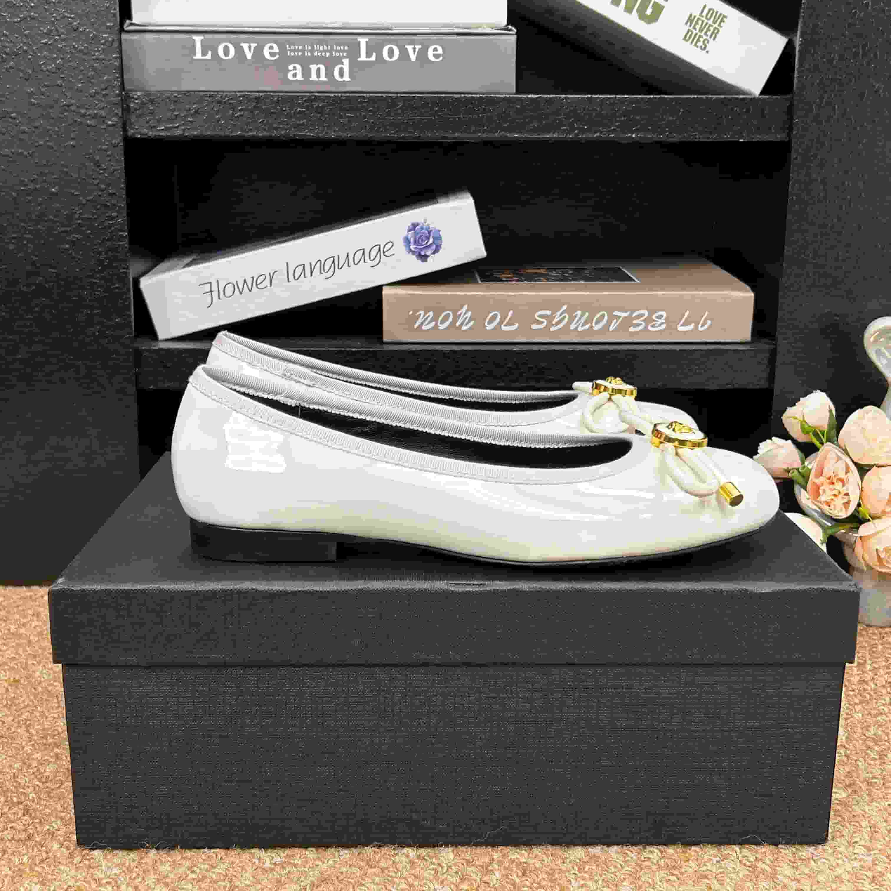 Versace Opera Bow patent-leather Ballet Flats Shoes Women
