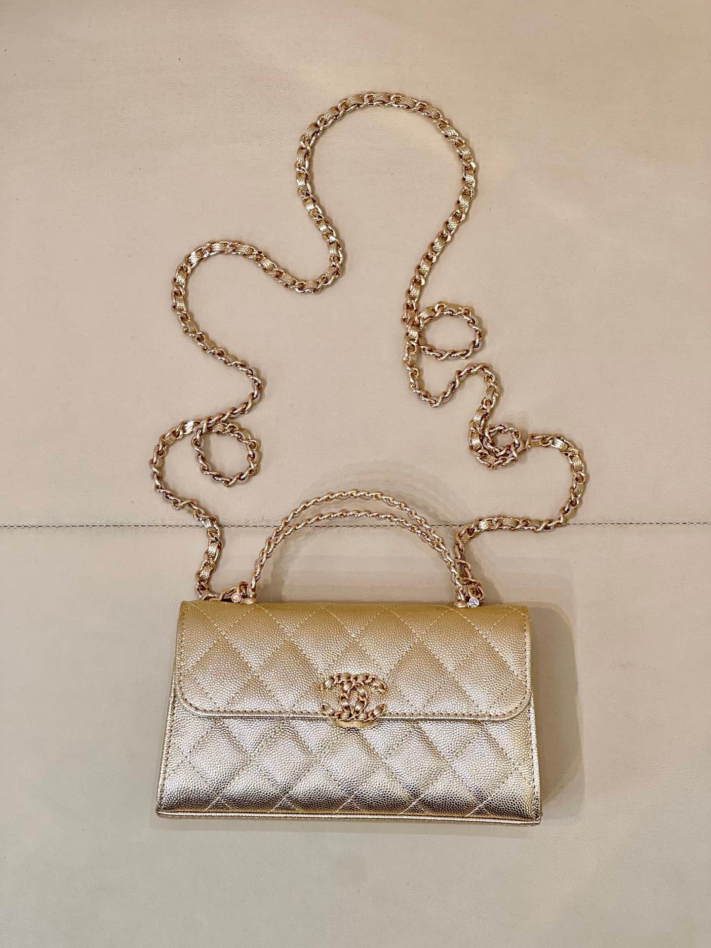 Chanel Clutch with chain Grained Calfskin&Gold-Tone Metal Gold AP3238 TOP