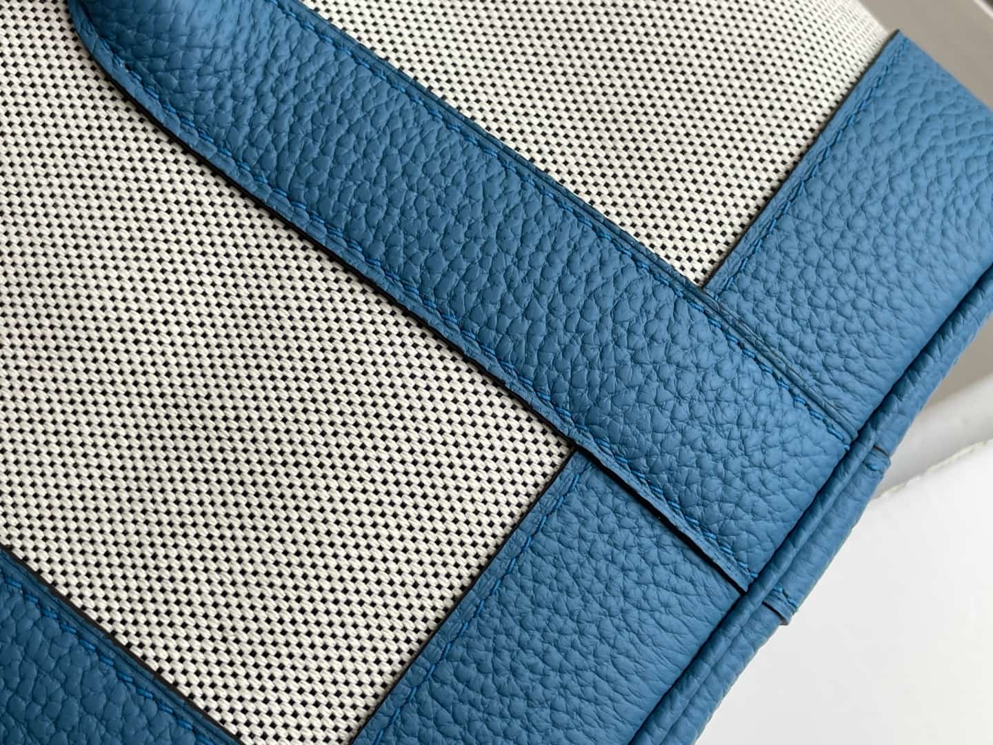 Hermes Garden Party 23 bag in Blue Zanzibar Togo Leather With Canvas WAX High