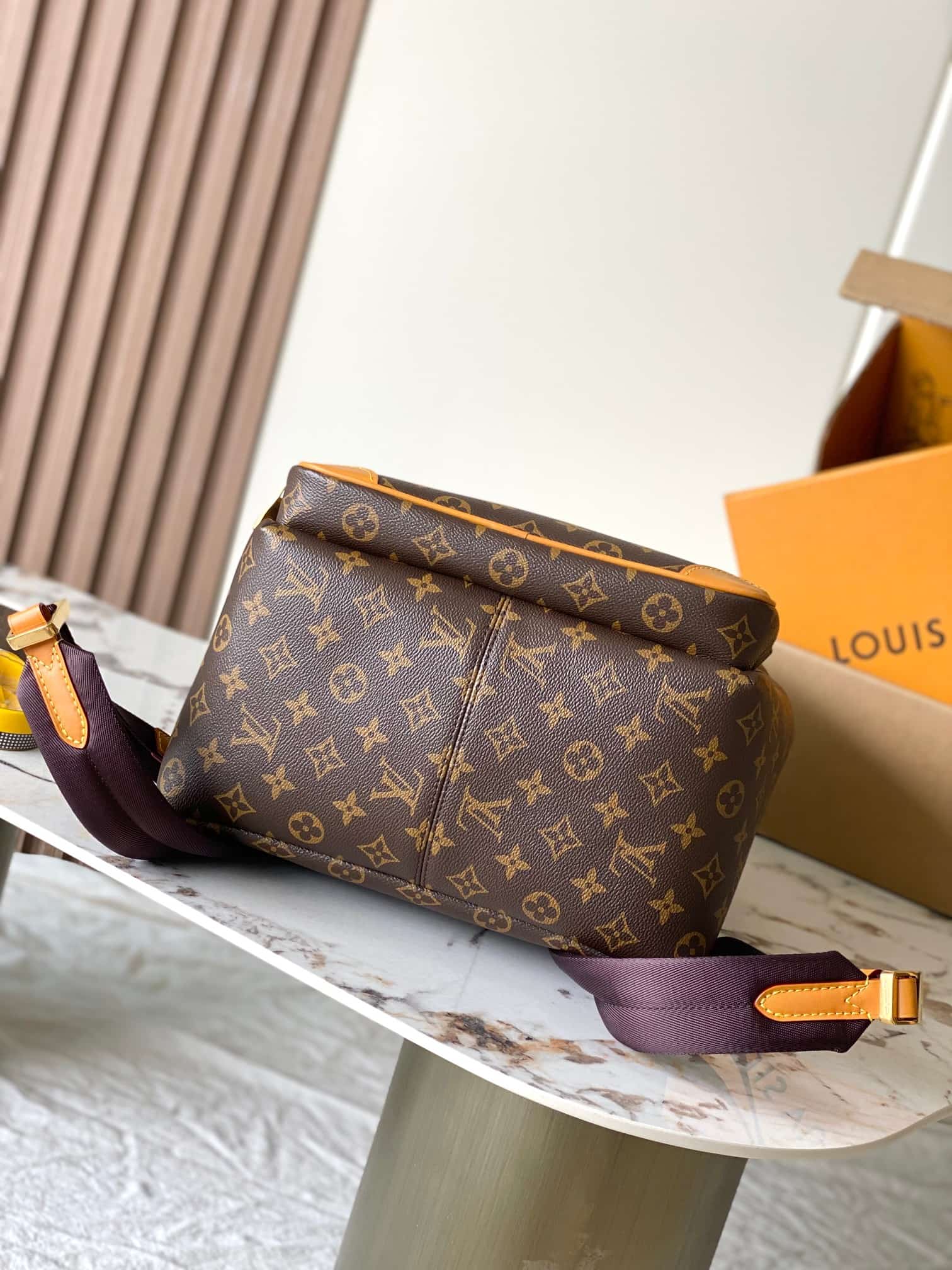 Louis Vuitton Discovery Cargo Backpack Monogram coated canvas M25979 TOP