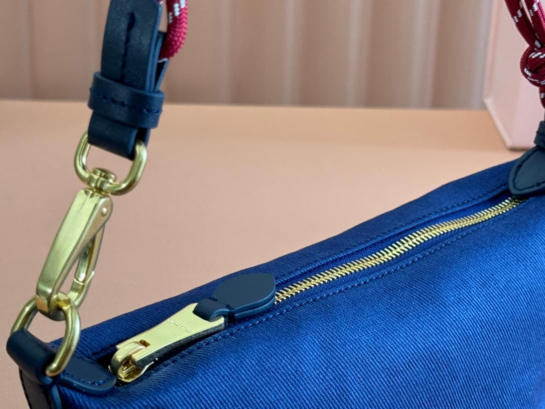 Miu Miu Gabardine pouch Indigo/Amaranth 5NE841 High