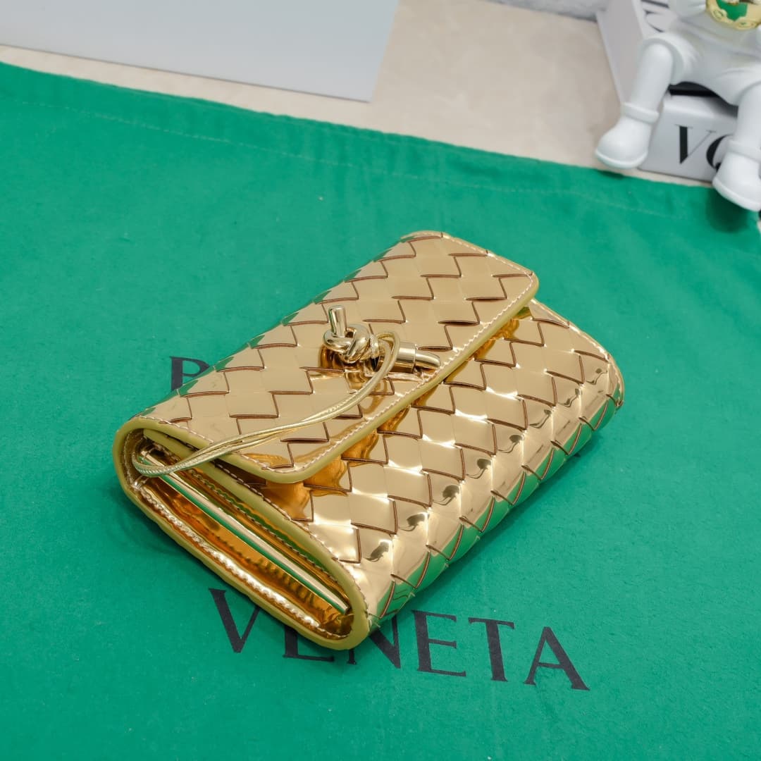 BV Andiamo Clutch Barolo High