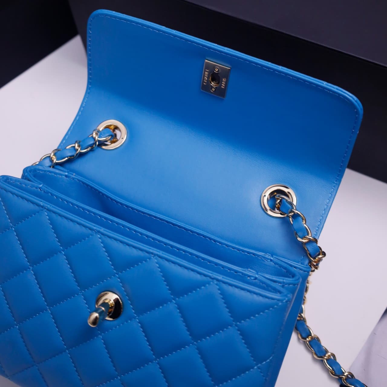 Chanel MINI FLAP BAG WITH TOP HANDLE AS4654 Lambskin &Gold-Tone Metal Blue A
