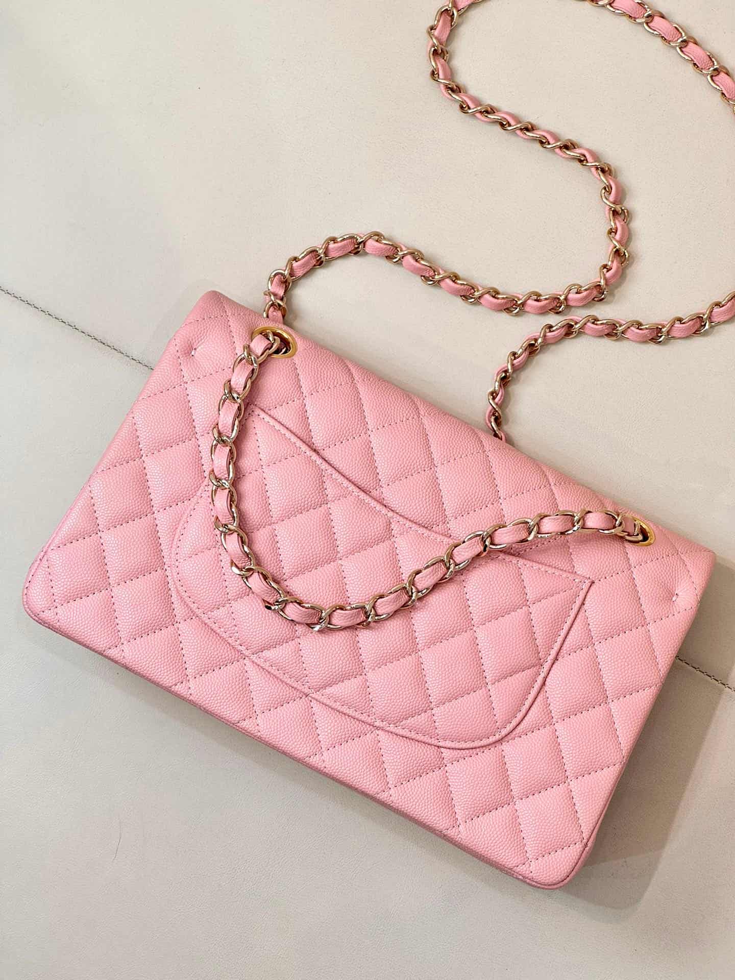 Chanel Medium CLASSIC HANDBAG Grained Calfskin Pink Gold Metal TOP